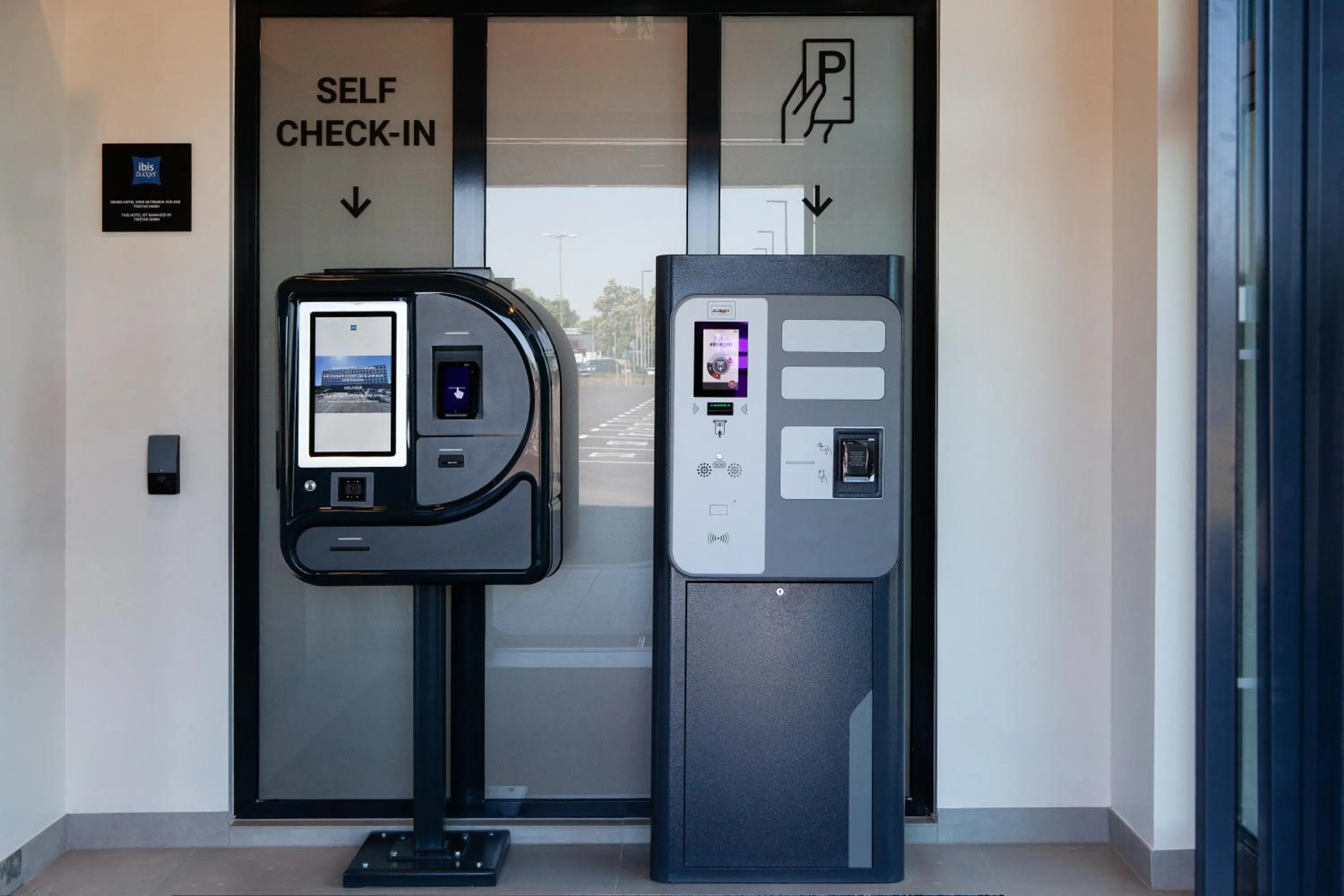 Lobby or reception in ibis budget Hotel Berlin Airport