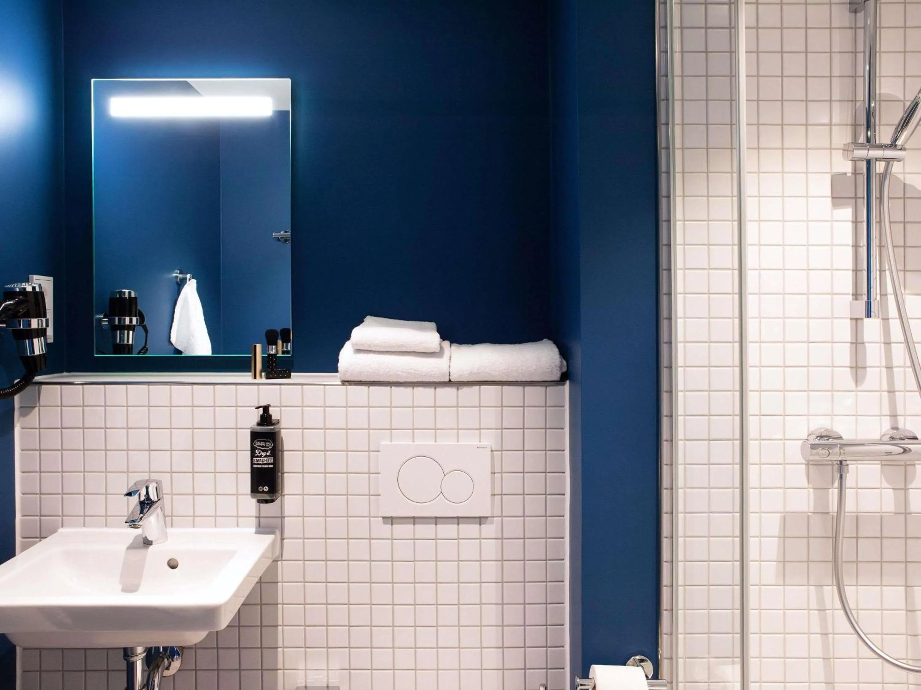 Bedroom in ibis budget Hotel Berlin Airport