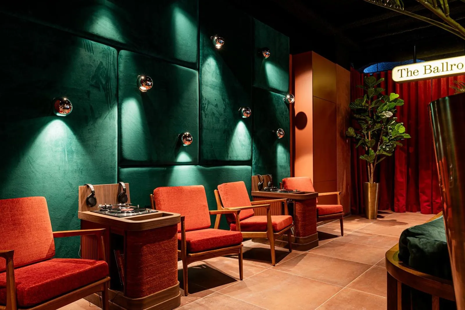 Drinks in The Ostendian