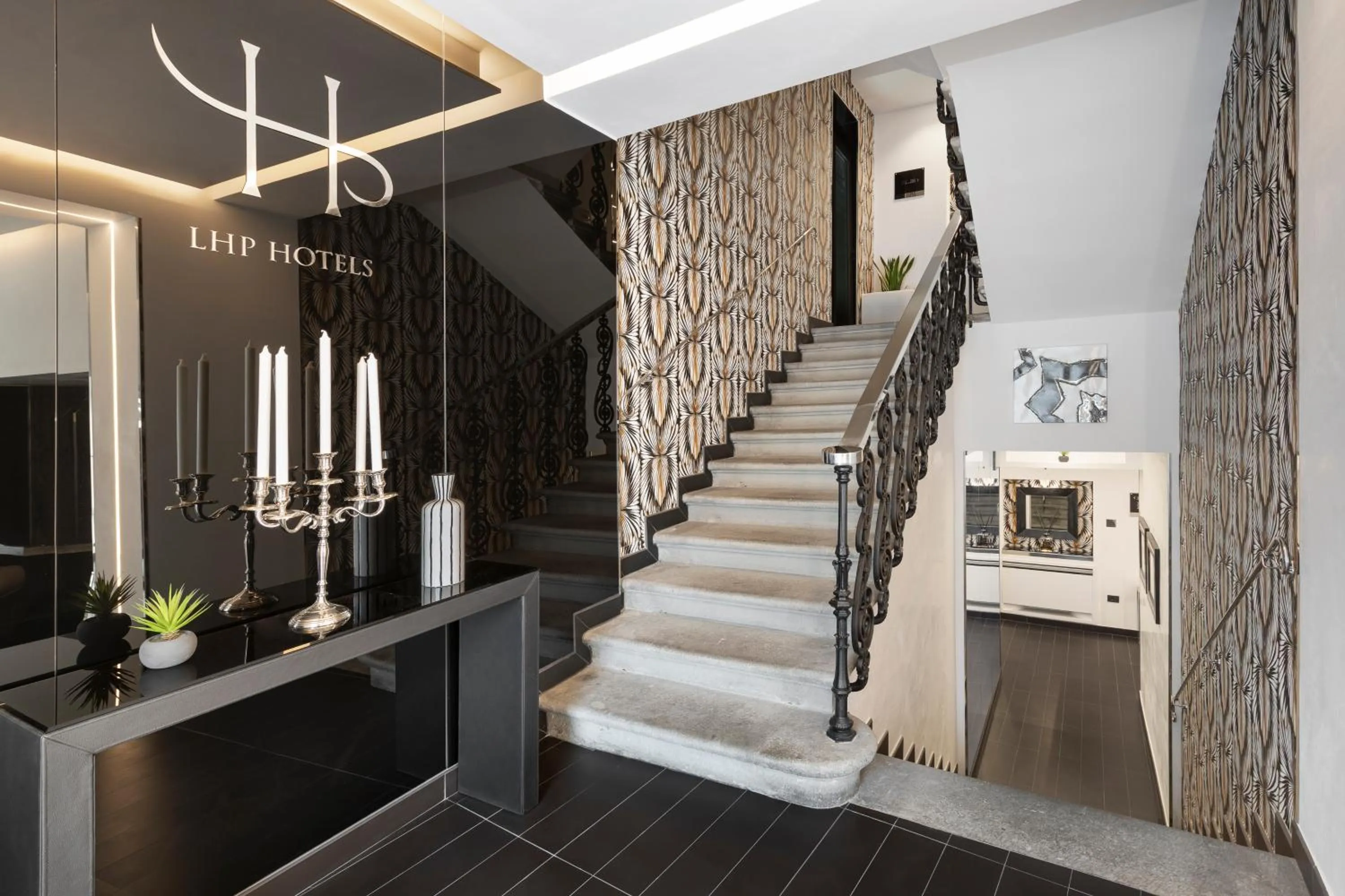 Lobby or reception in LHP River Club