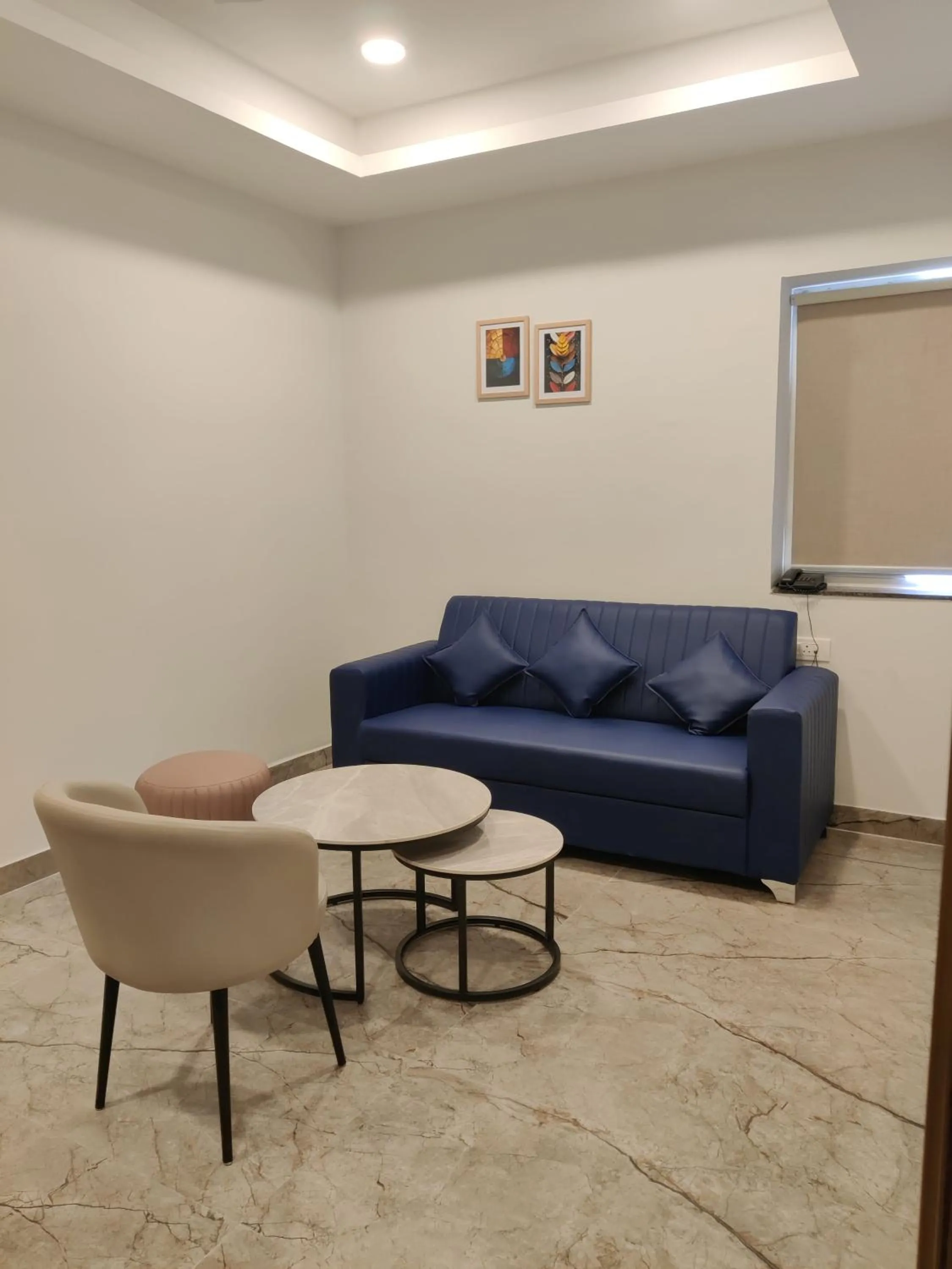 Yellow Sapphire Hotel Gachibowli
