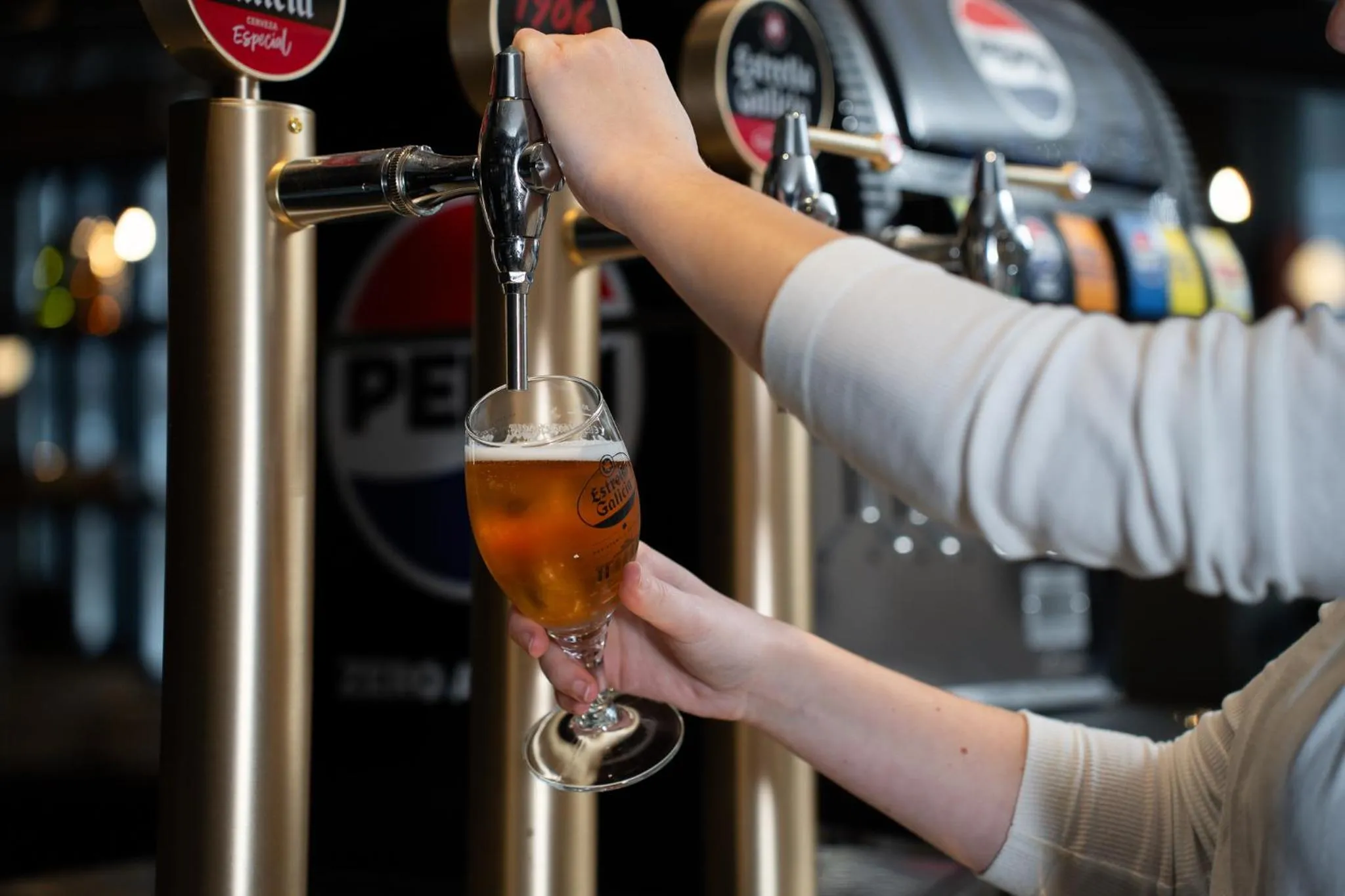 Lemonade Stays Santiago de Compostela