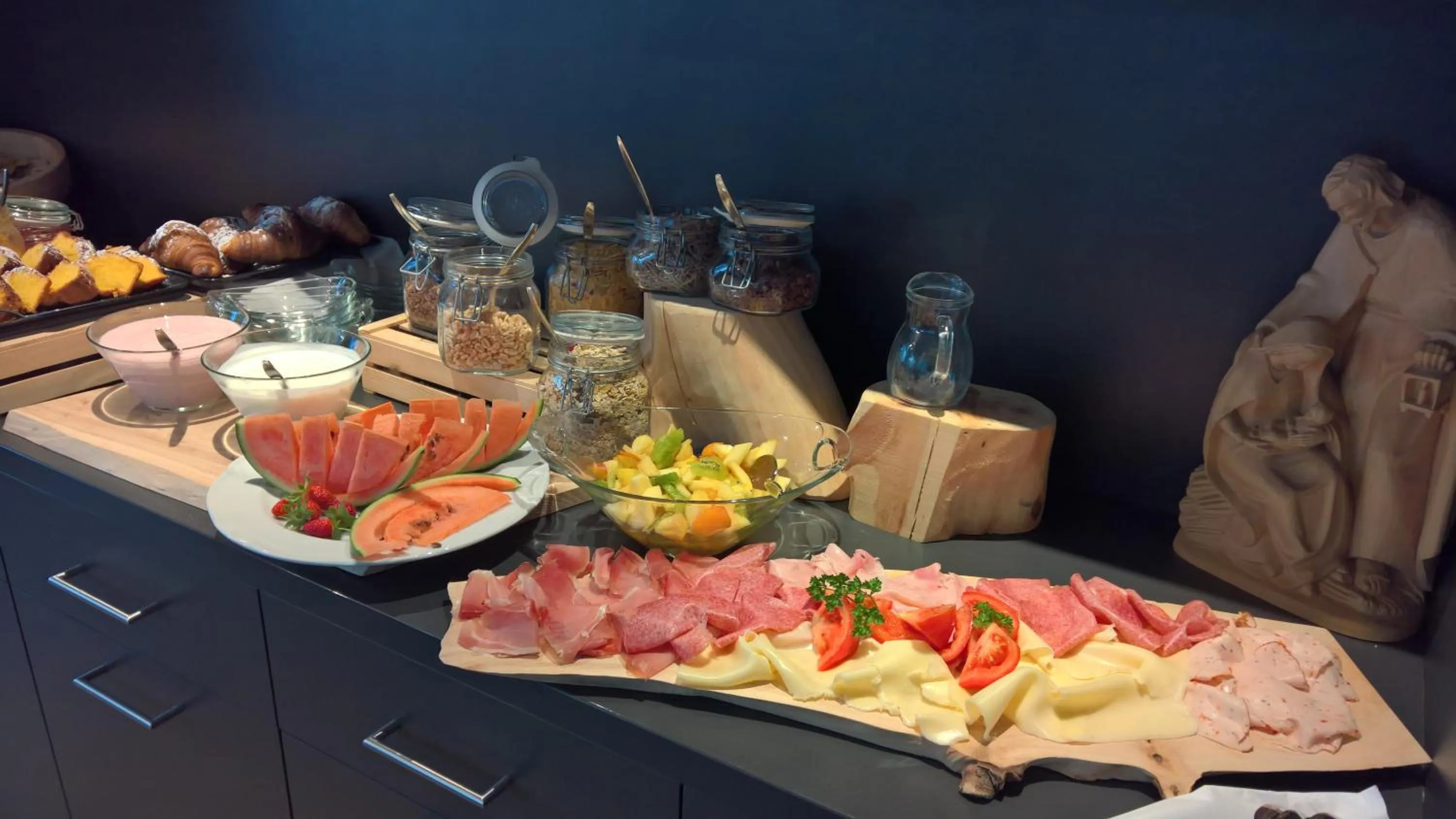 Breakfast in Guesthouse Dolomiten