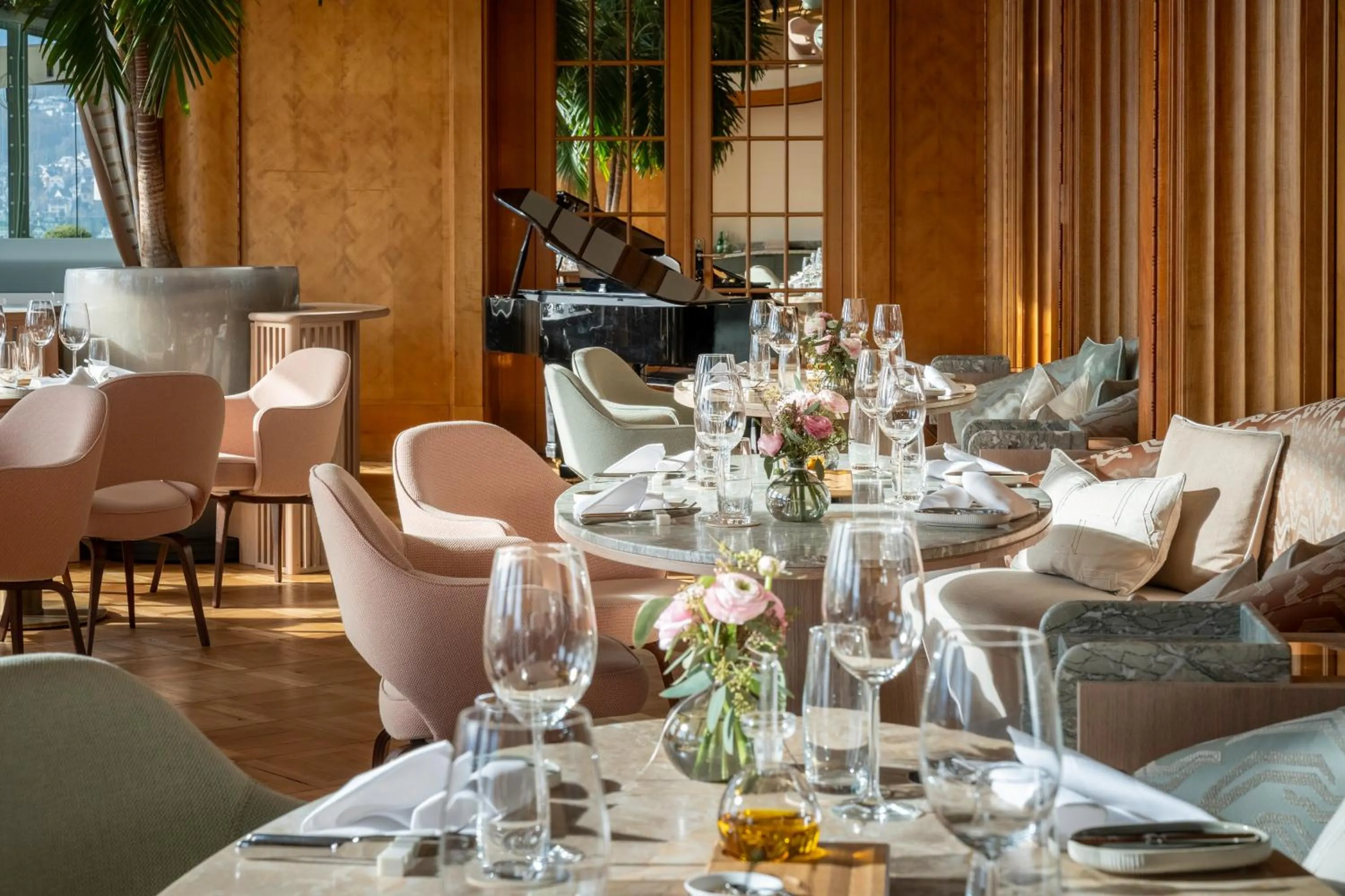 Restaurant/places to eat in Art Deco Hotel Montana Luzern