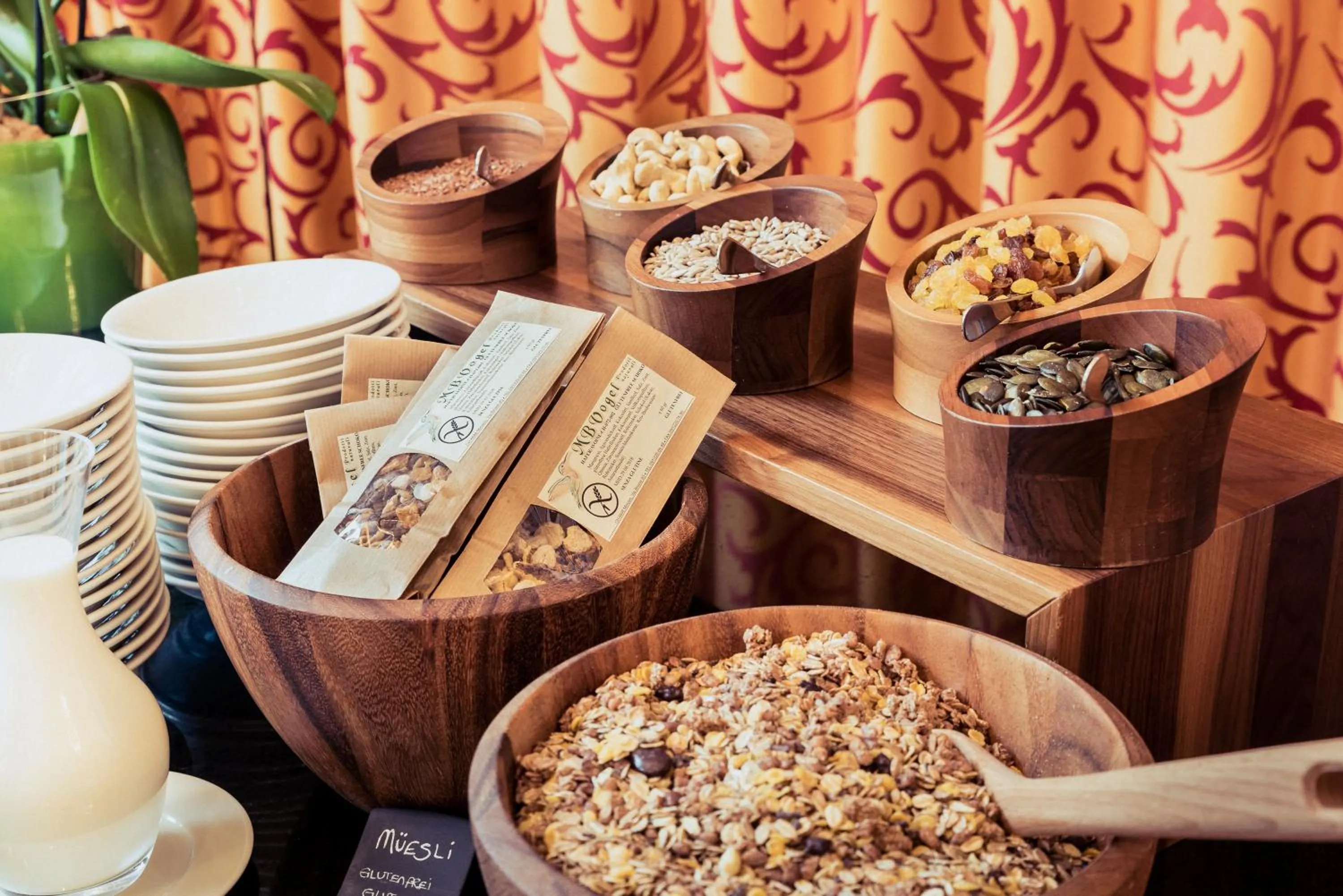 Buffet breakfast in Art Deco Hotel Montana Luzern