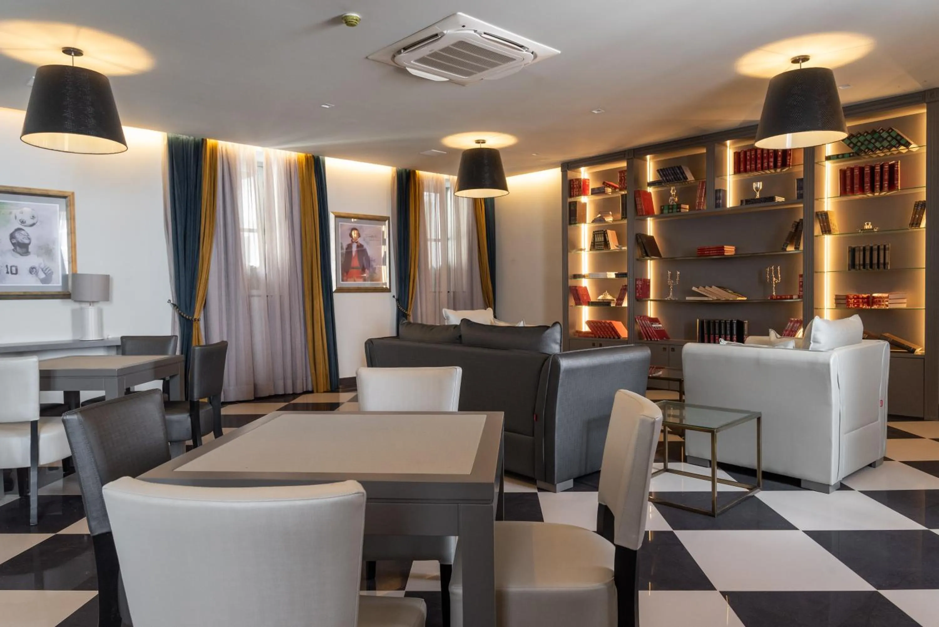 Library in Vila Galé Collection Ouro Preto