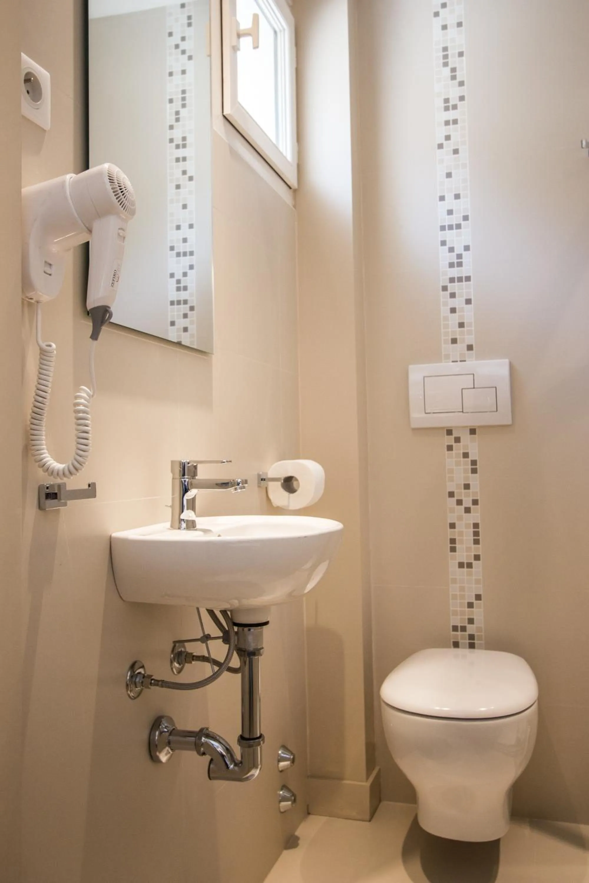 Day in Hotel Les Voyageurs