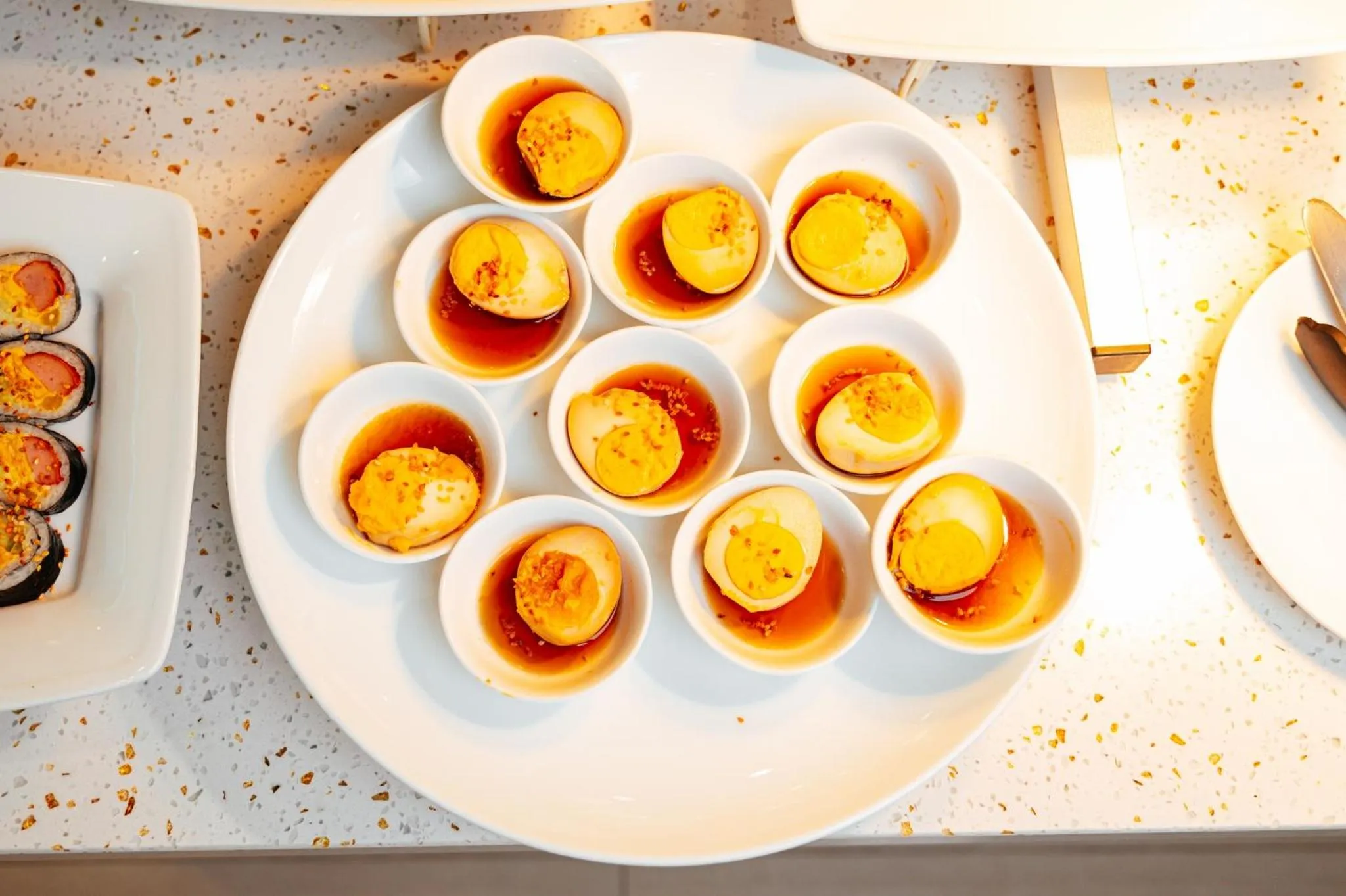 Restaurant/places to eat in Sea Garden Hotel