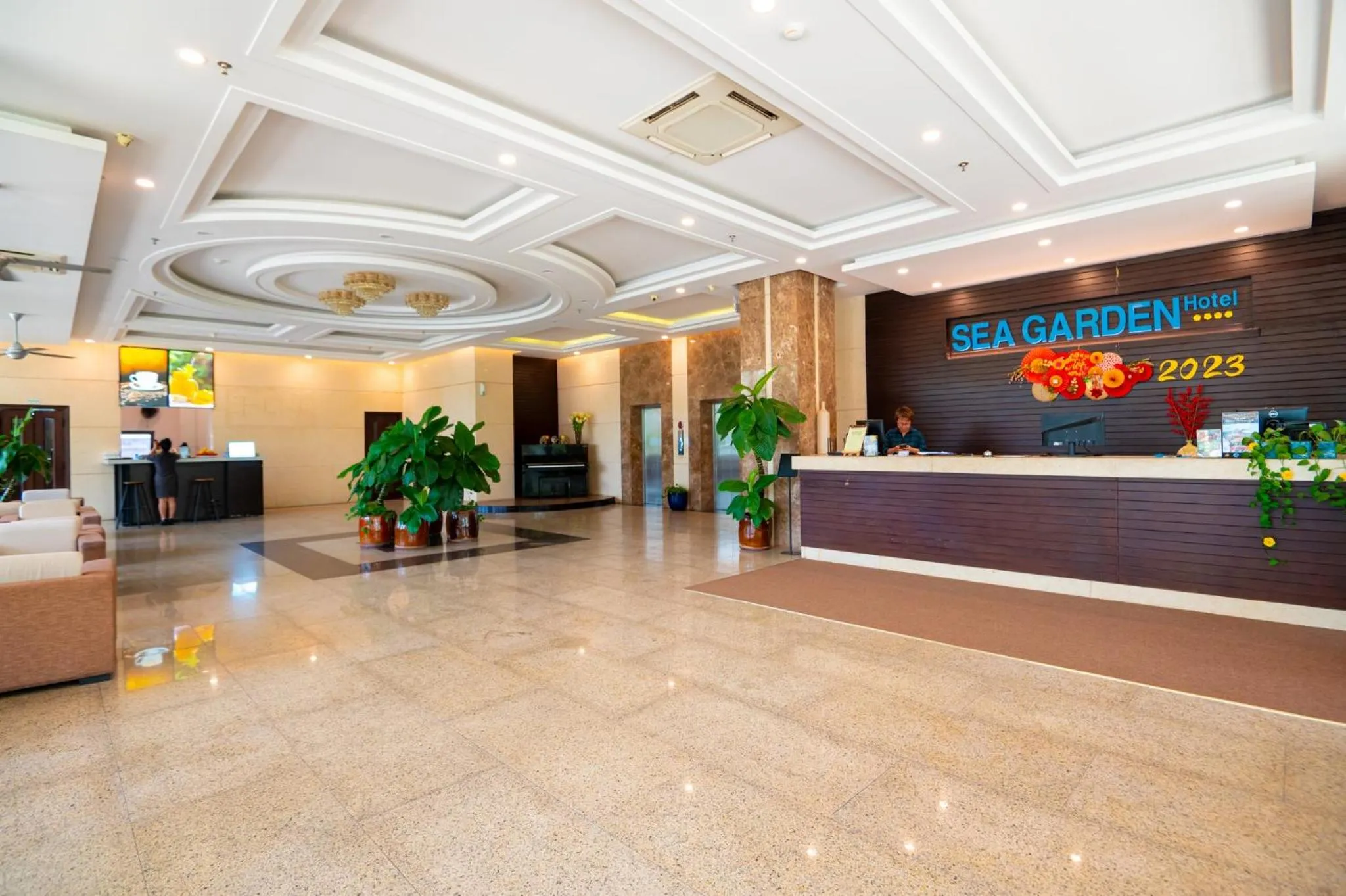 Lobby or reception in Sea Garden Hotel