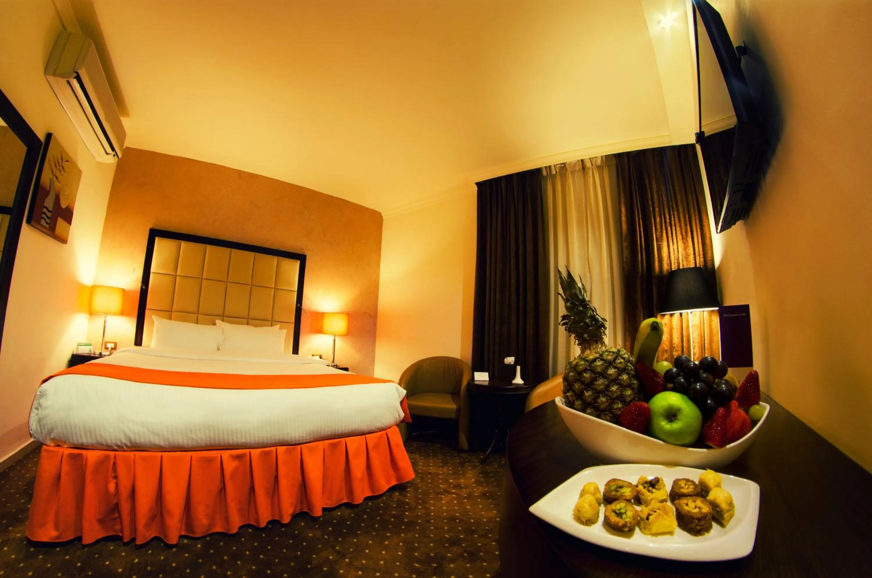 Meneur Hotel