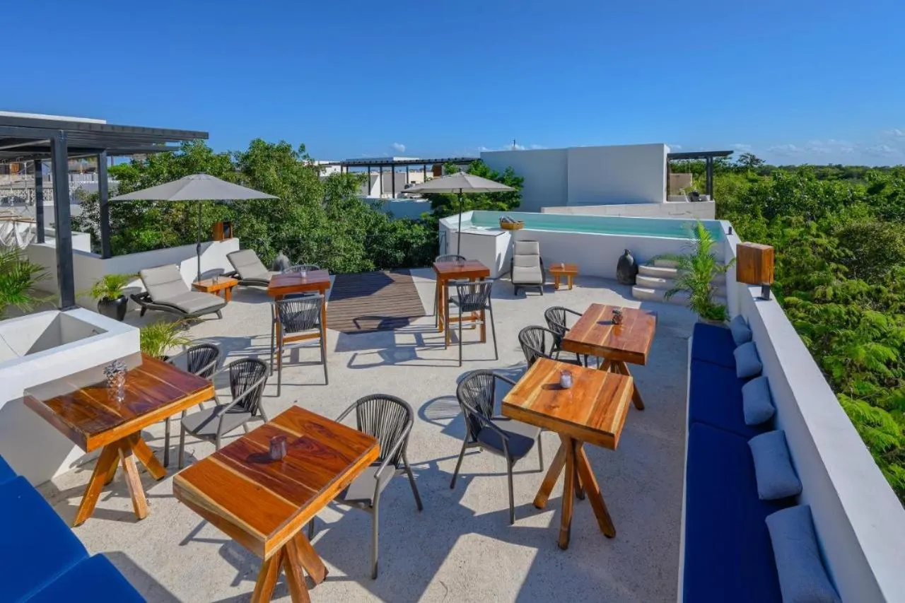 Restaurant/places to eat in K'uyen Boutique Hotel