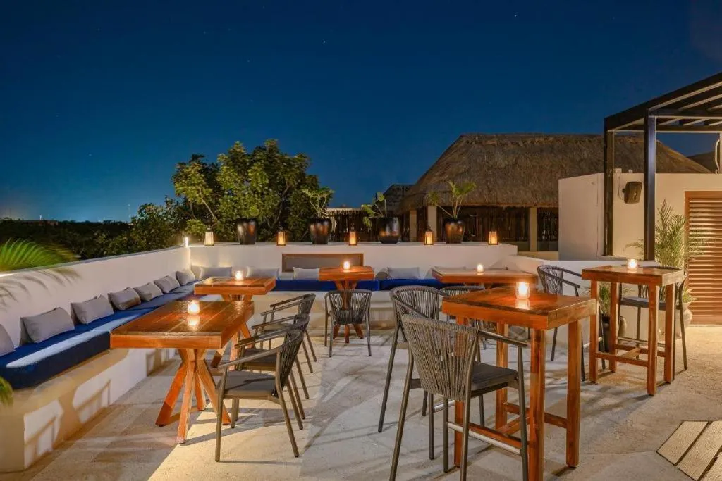 Restaurant/places to eat in K'uyen Boutique Hotel