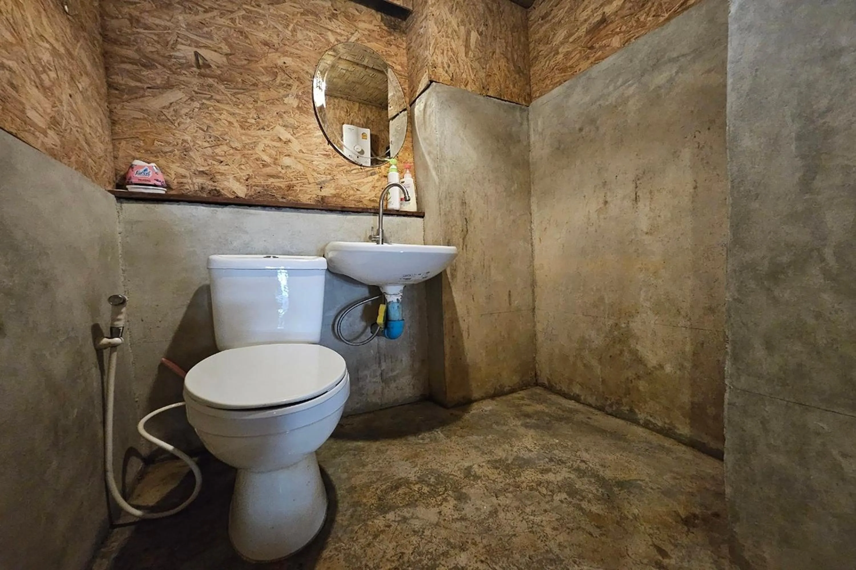 Shower in Mae Mae Home