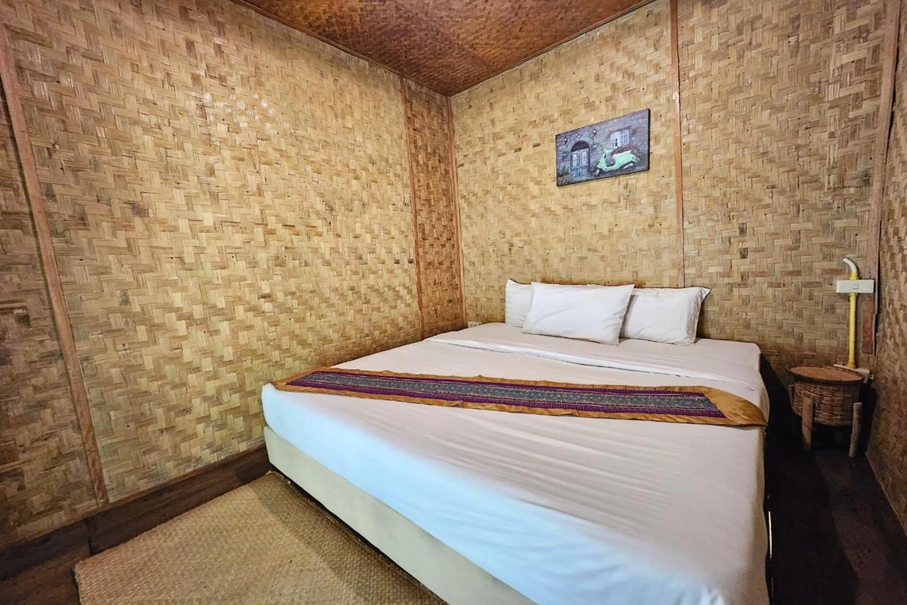 Bedroom, Bed in Mae Mae Home