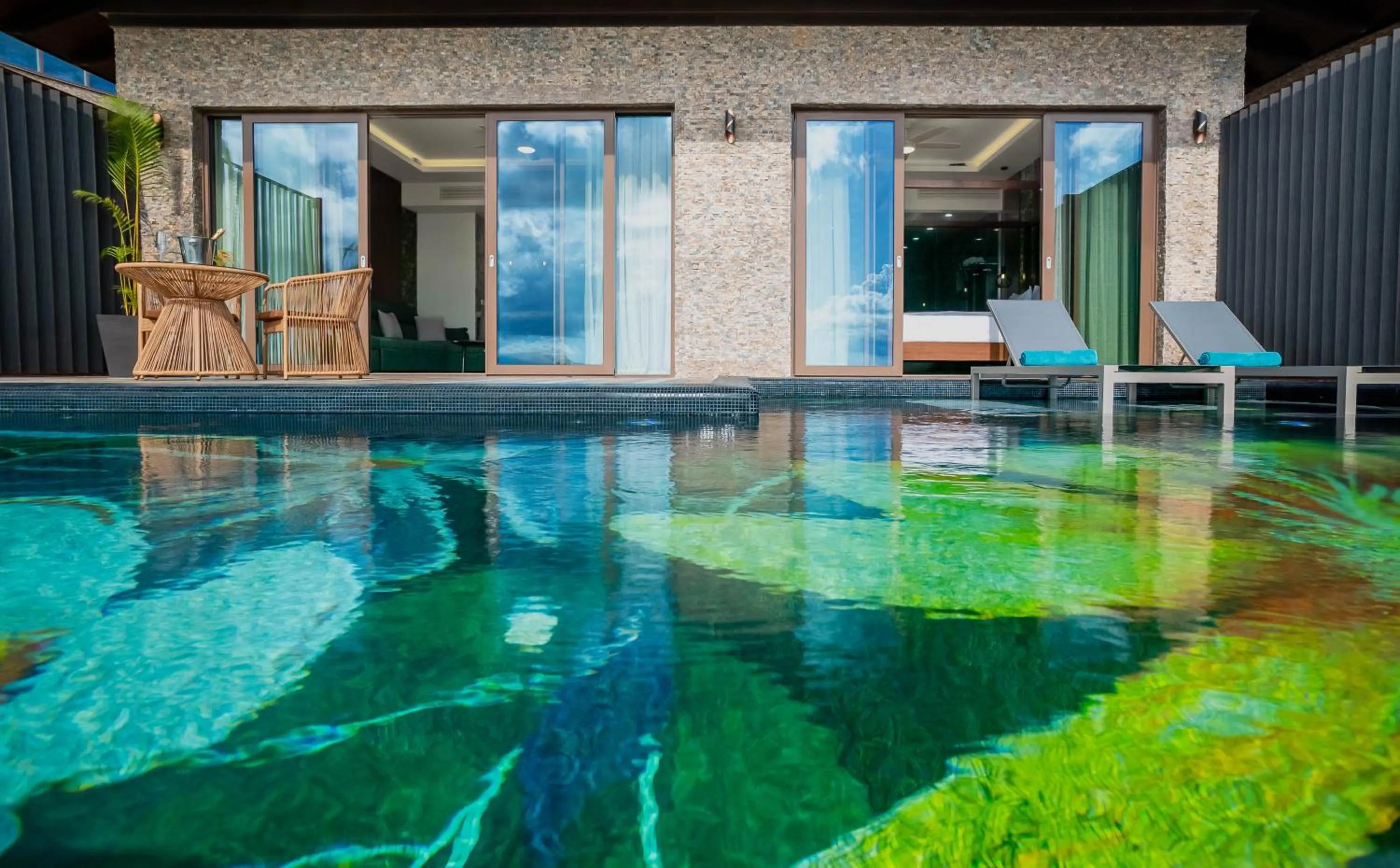 Property building in Gardens Hill Resort & Spa