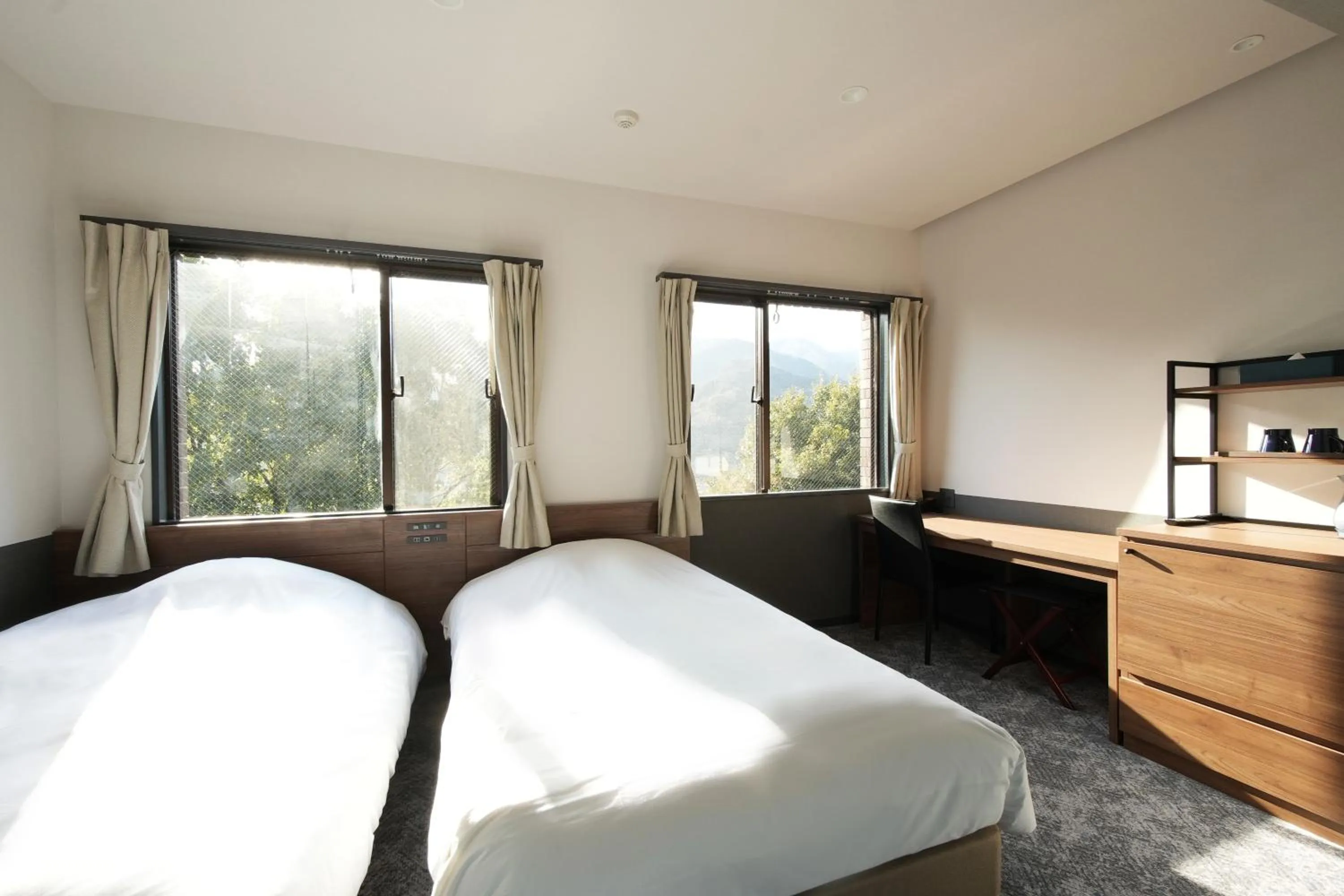 Photo of the whole room, Bed in Grand Lectore Yugawara - TKP Hotels & Resorts