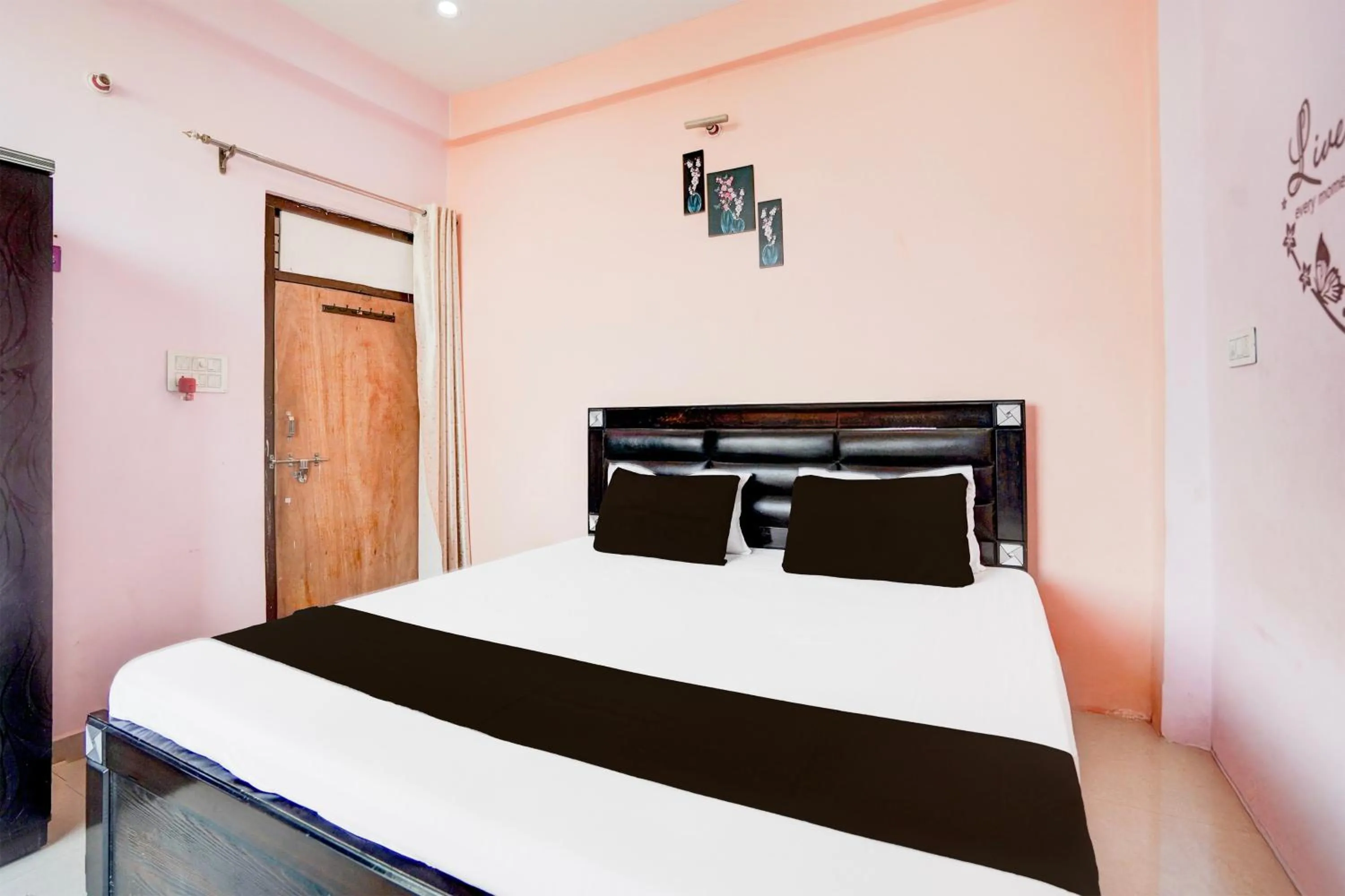 Hotel O Pankaj