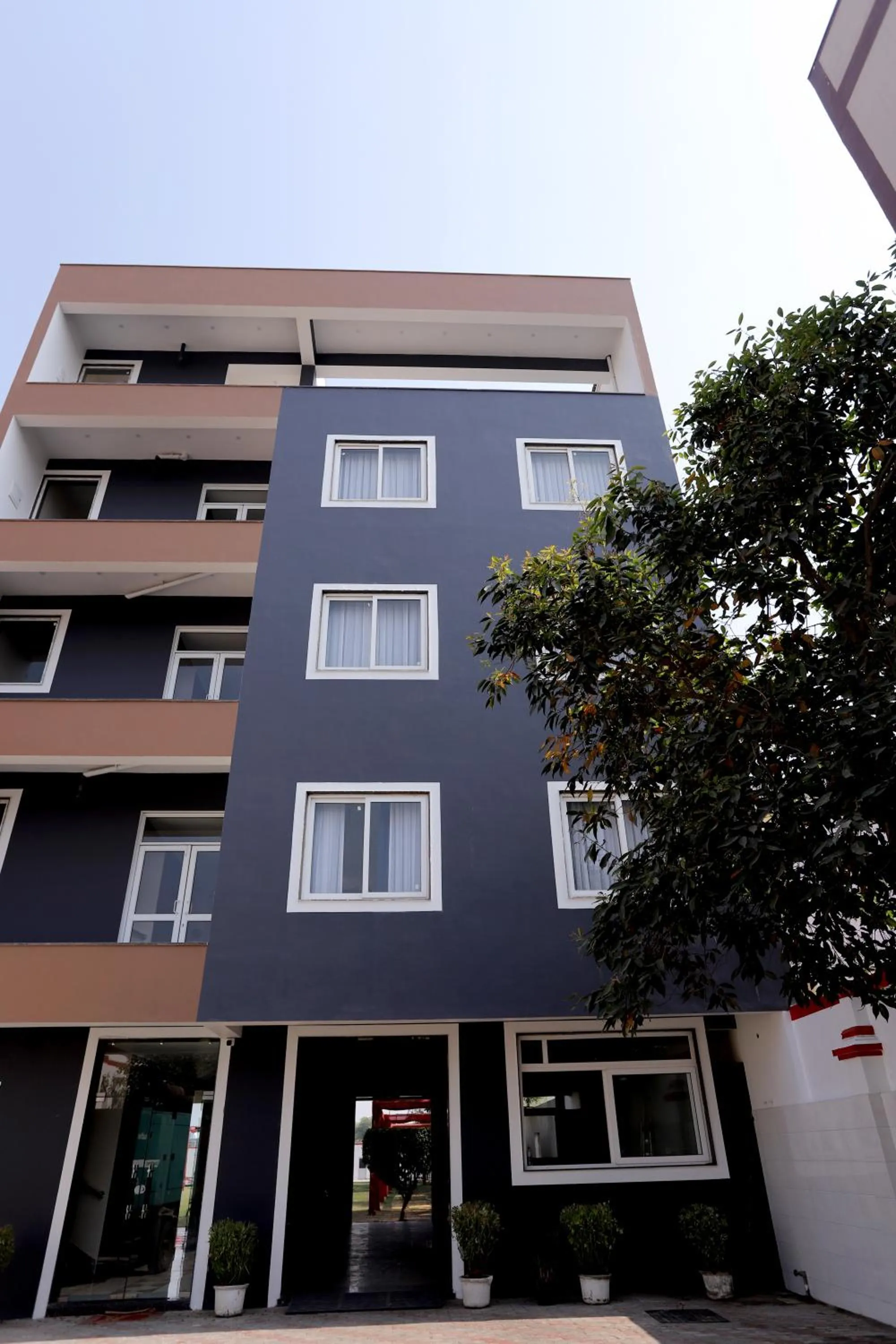 Hotel Dhingra Inn