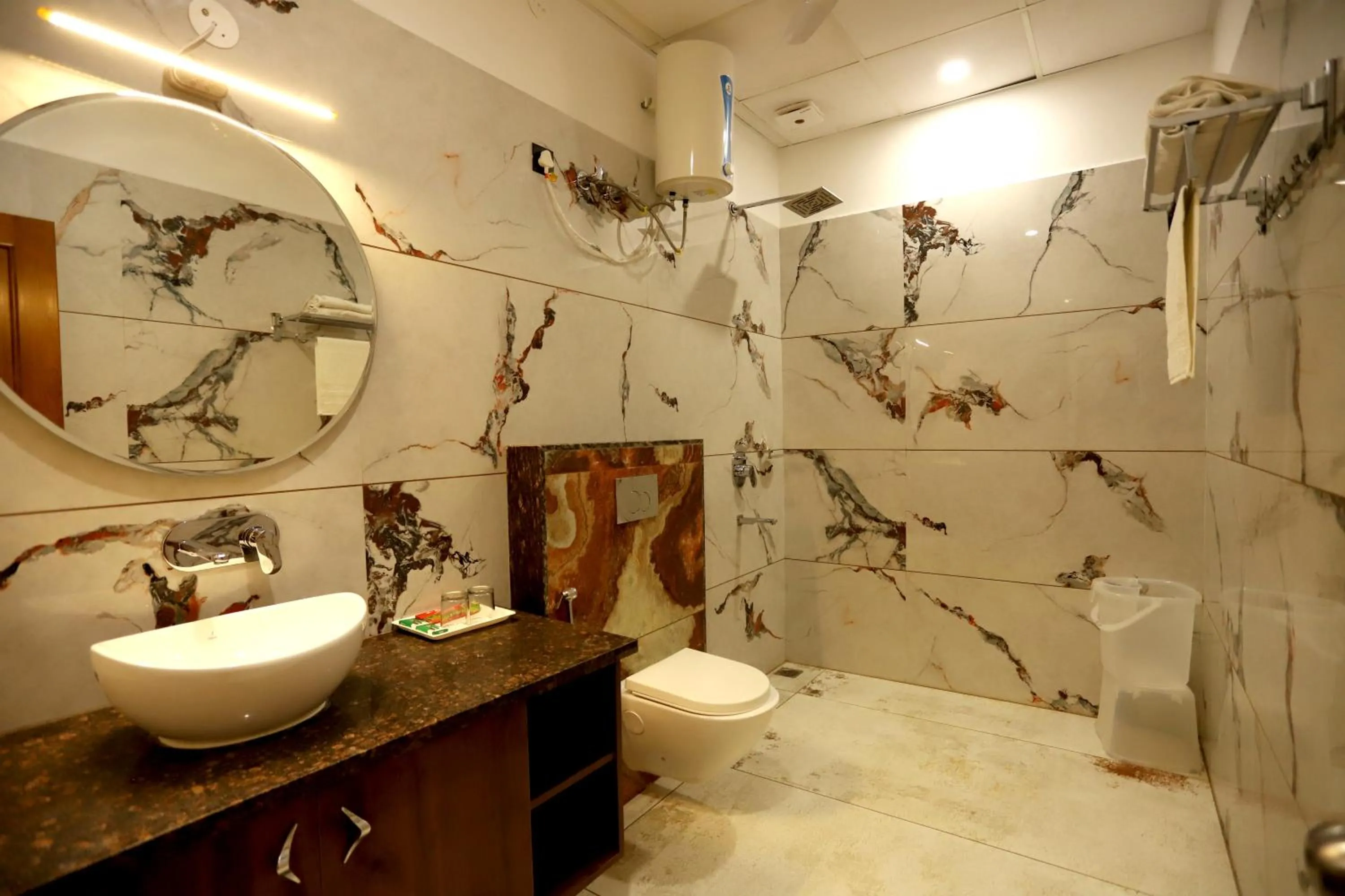 Hotel Dhingra Inn