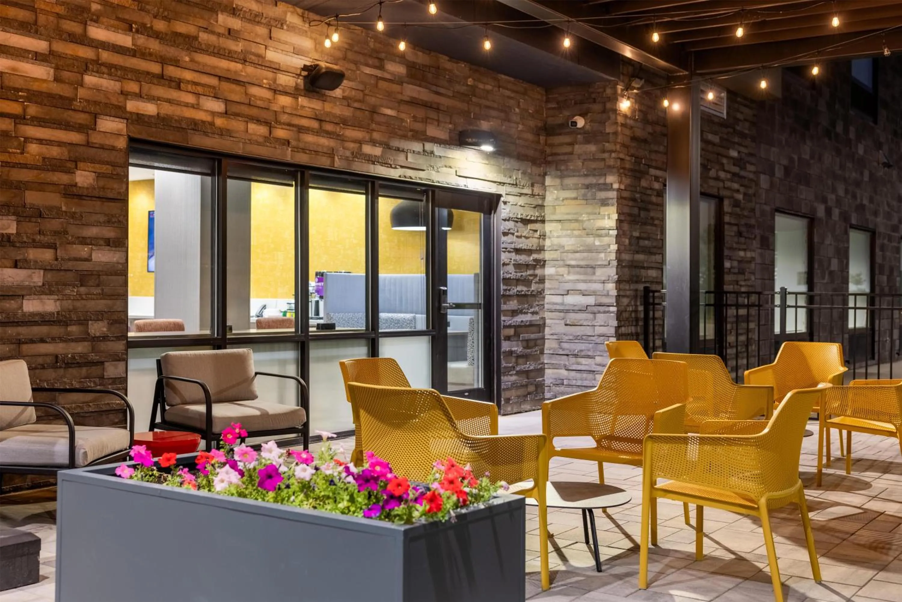 Patio in Home2 Suites By Hilton Altoona Des Moines