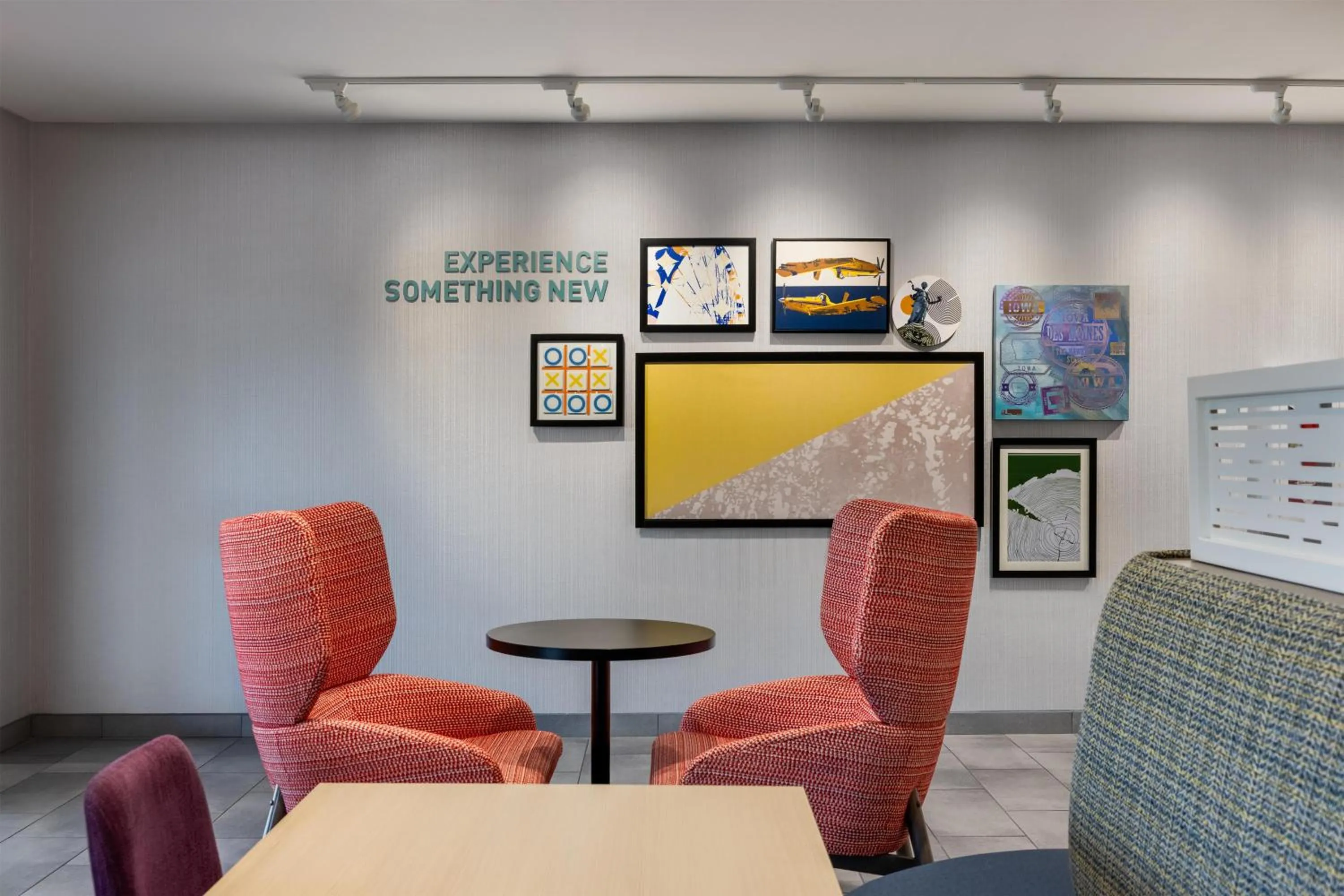 Breakfast in Home2 Suites By Hilton Altoona Des Moines