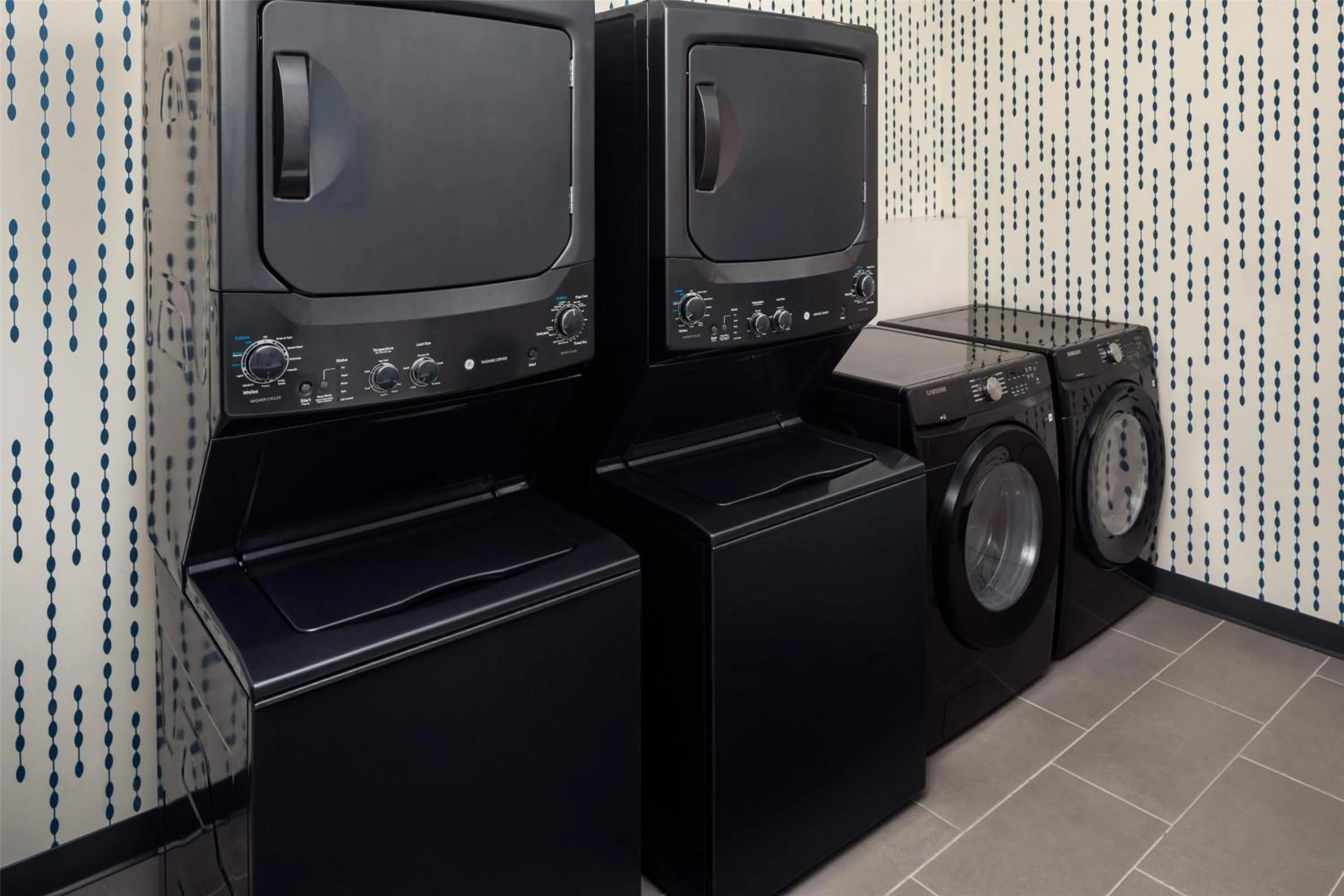 laundry in Home2 Suites By Hilton Clearwater St. Petersburg Ulmerton Rd