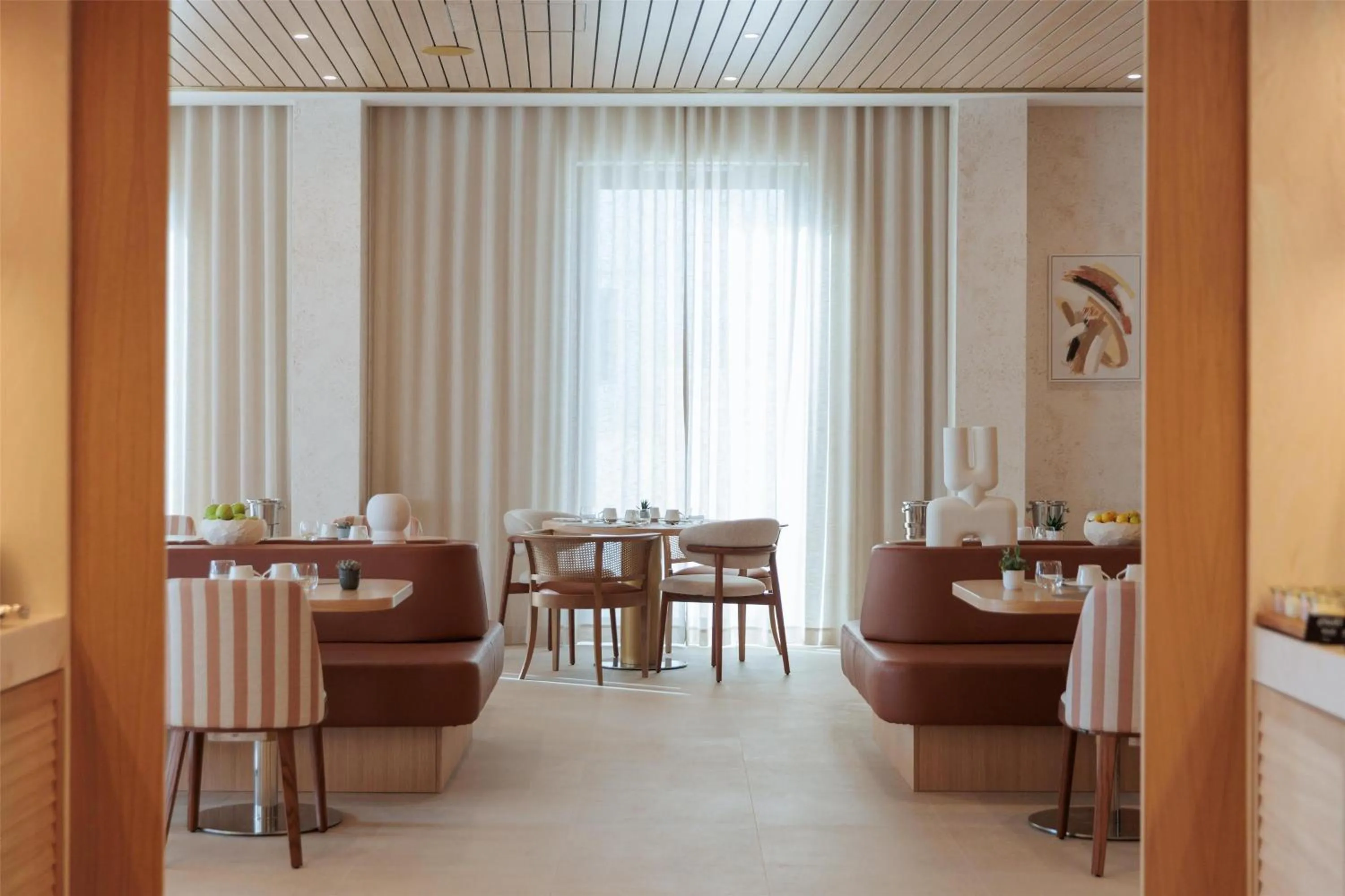 Restaurant/places to eat in Hotel Preko Ugljan Island, Curio Collection By Hilton