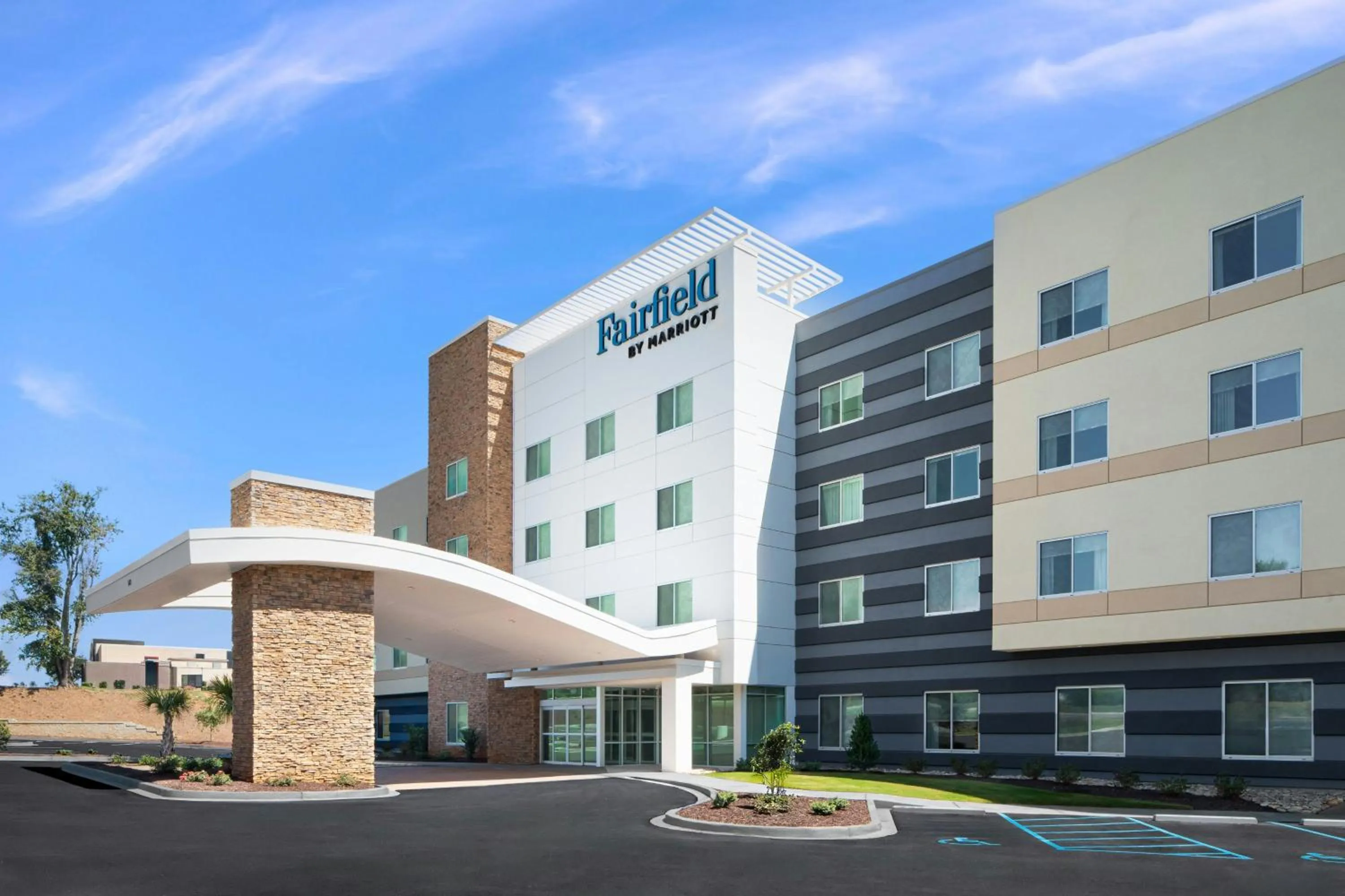 Property building in Fairfield Inn & Suites by Marriott Piedmont Greenville