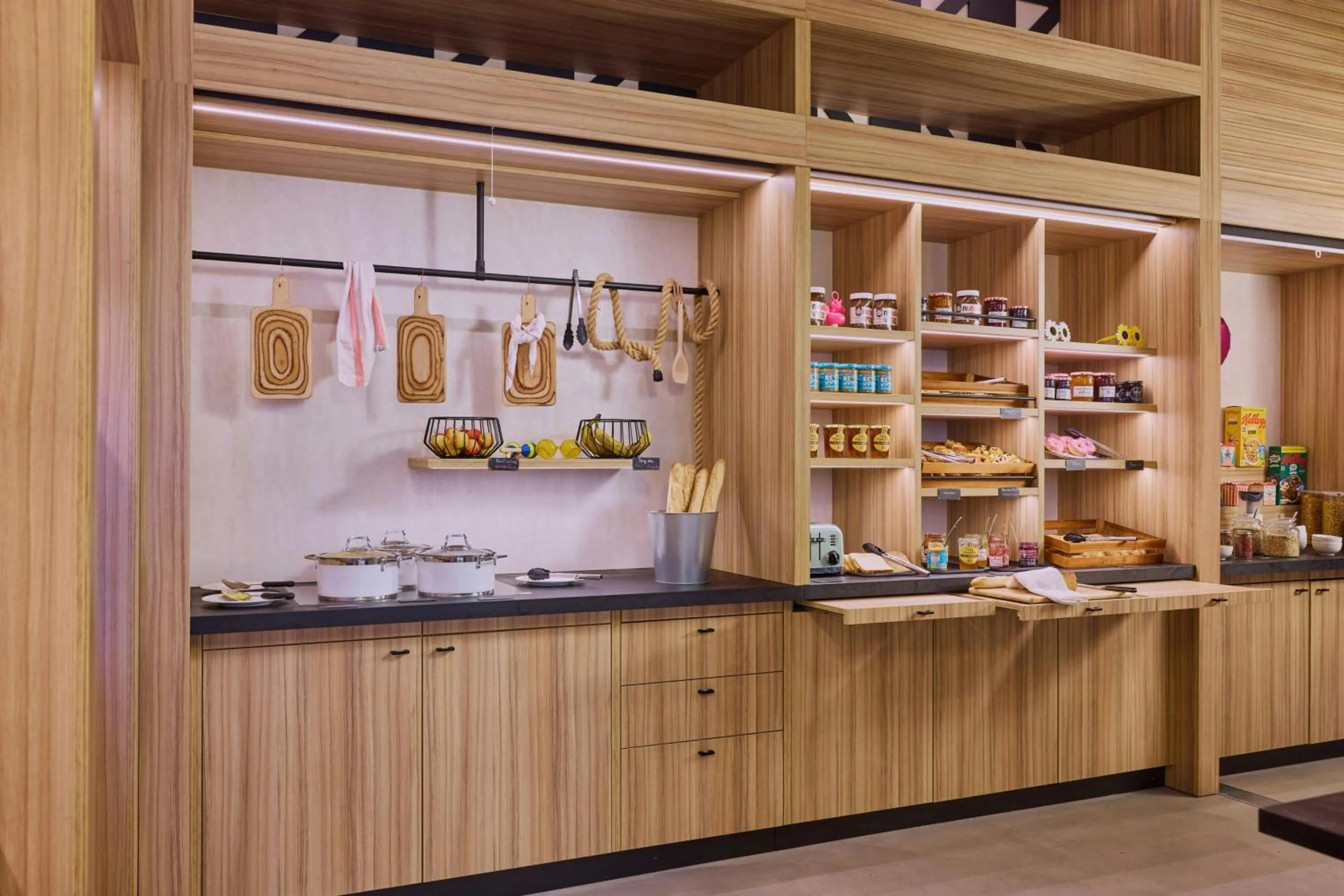 Breakfast in Moxy Nice