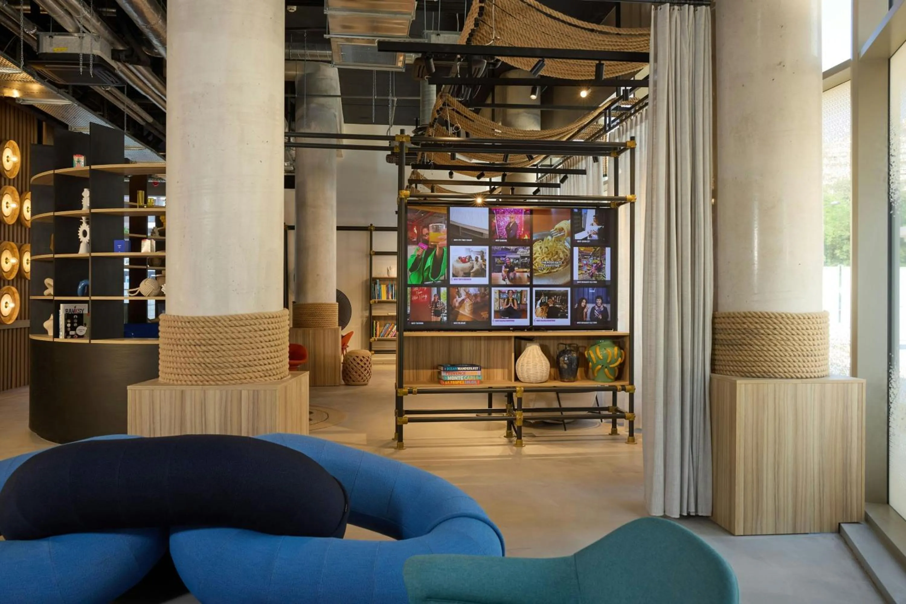 Lobby or reception in Moxy Nice