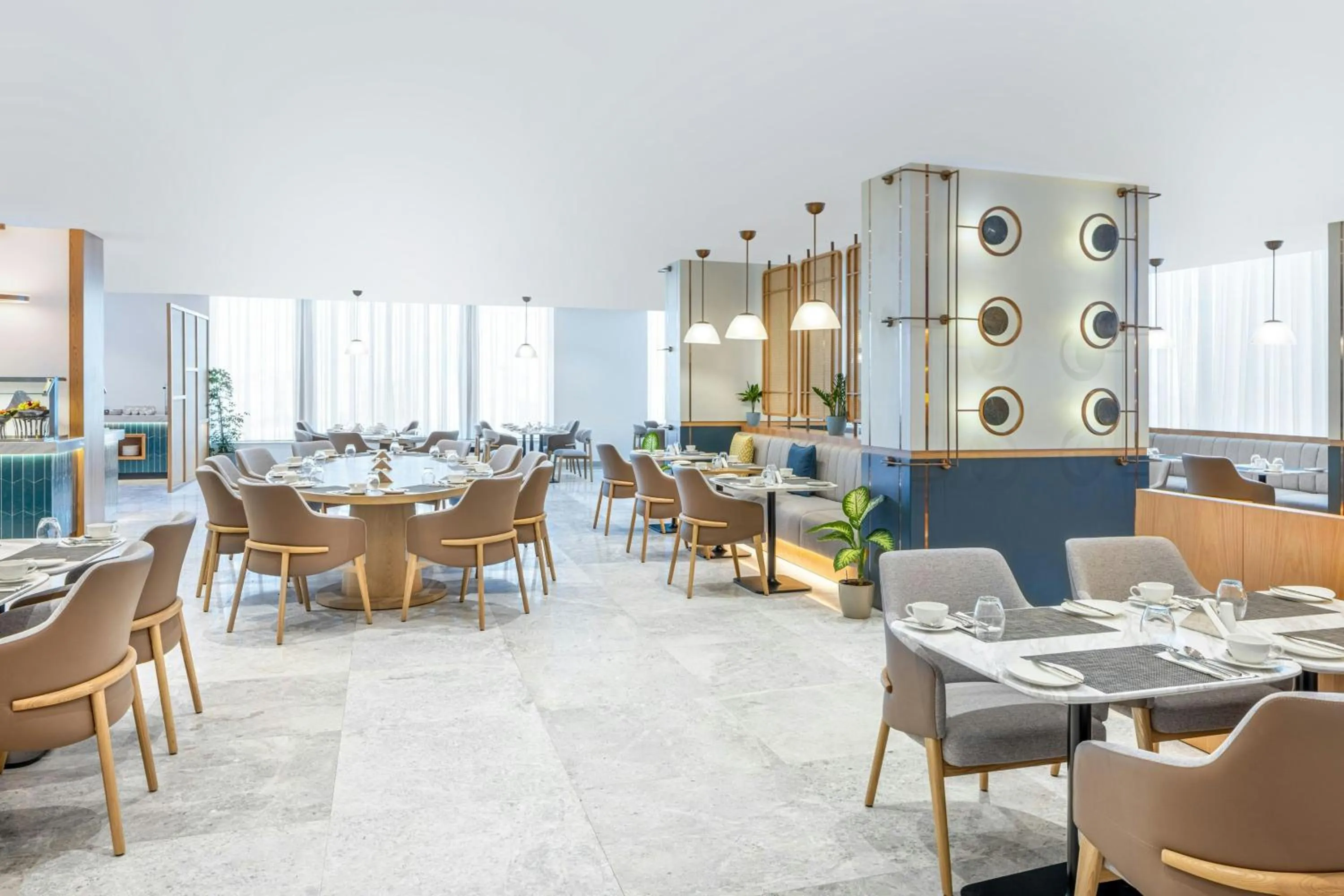 Restaurant/places to eat in Four Points by Sheraton Jeddah King Fahd Road