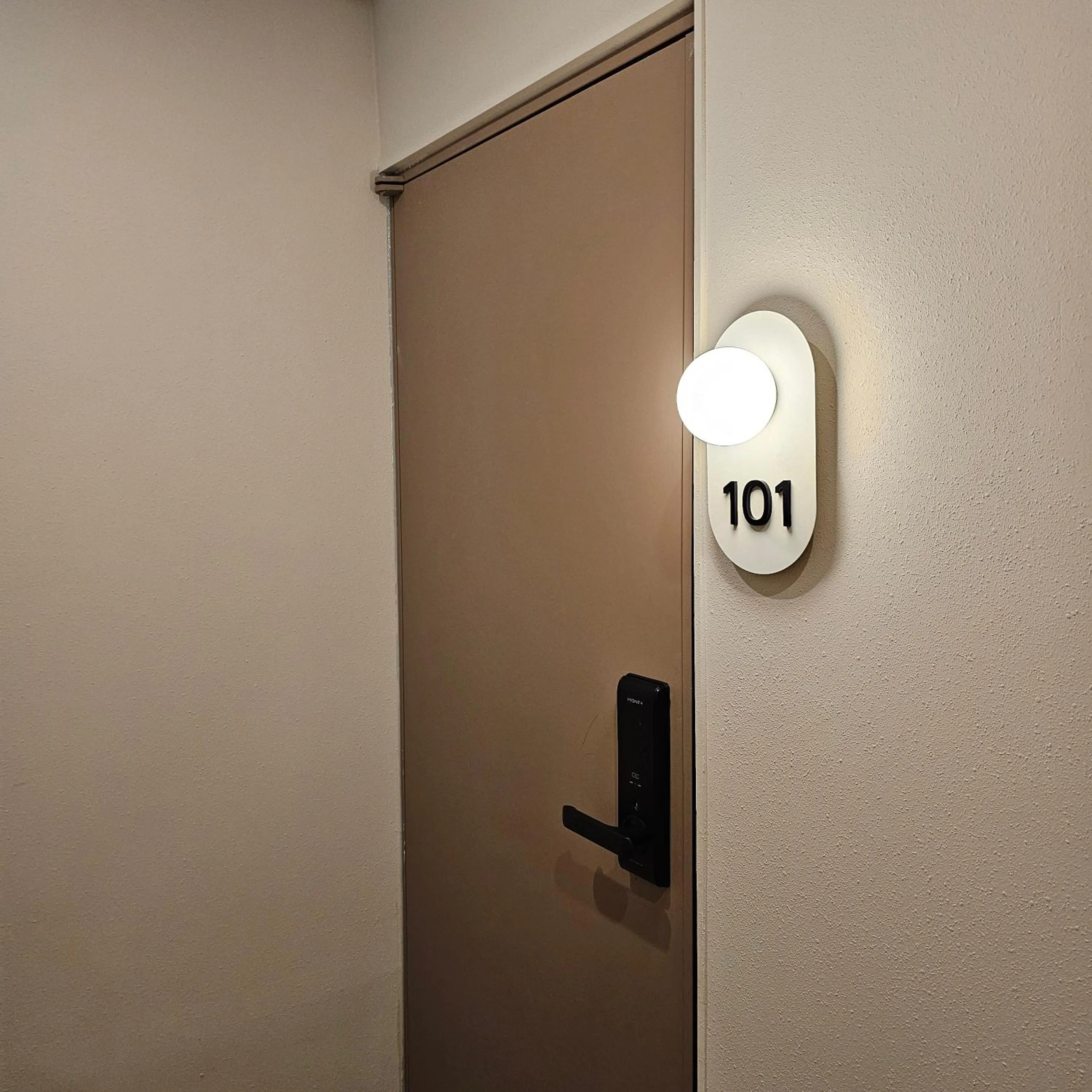 Parvus Sella Seongsu