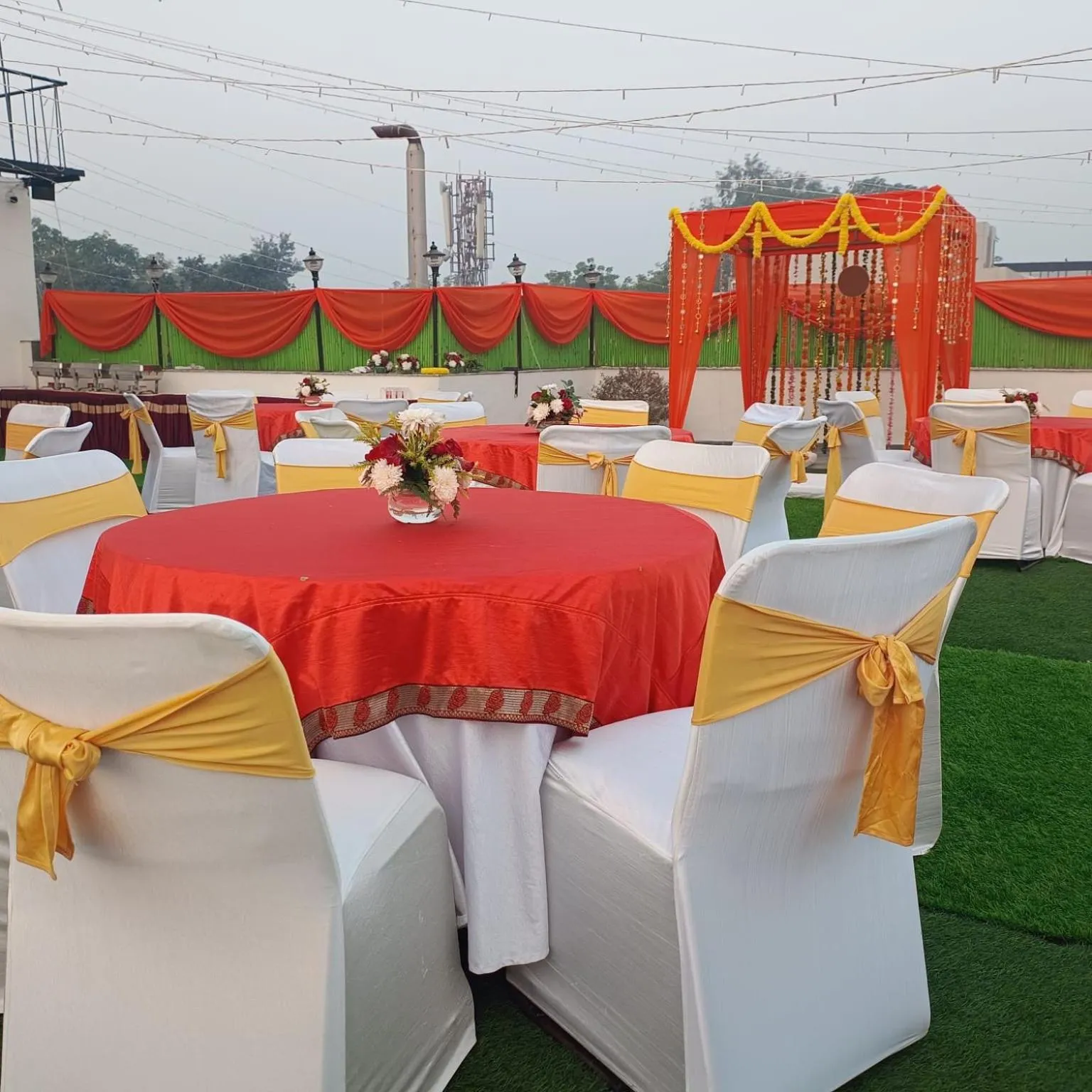 Balcony/Terrace in Hotel Southgate Delhi