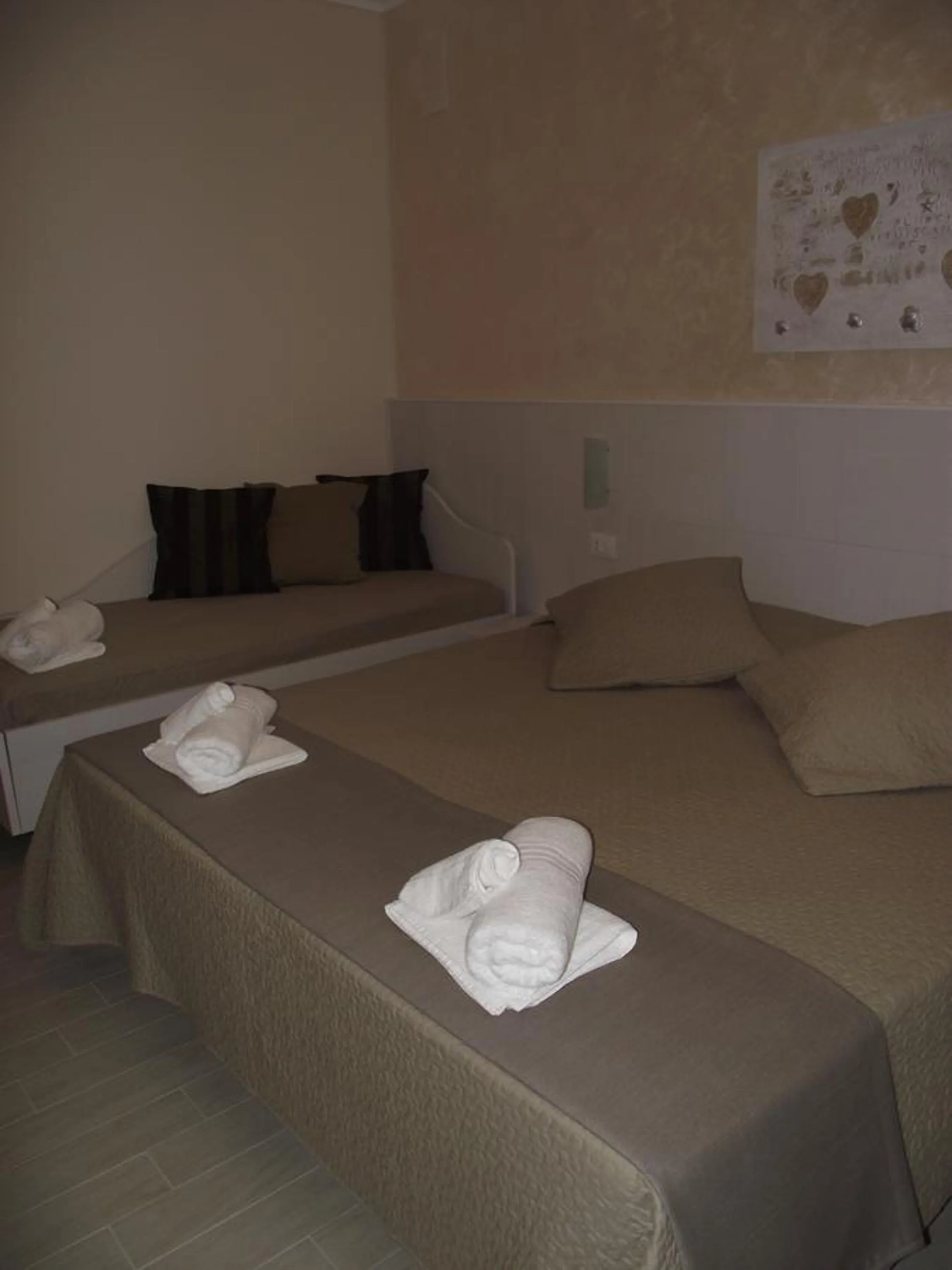 Photo of the whole room, Bed in Mediterranea Sea House