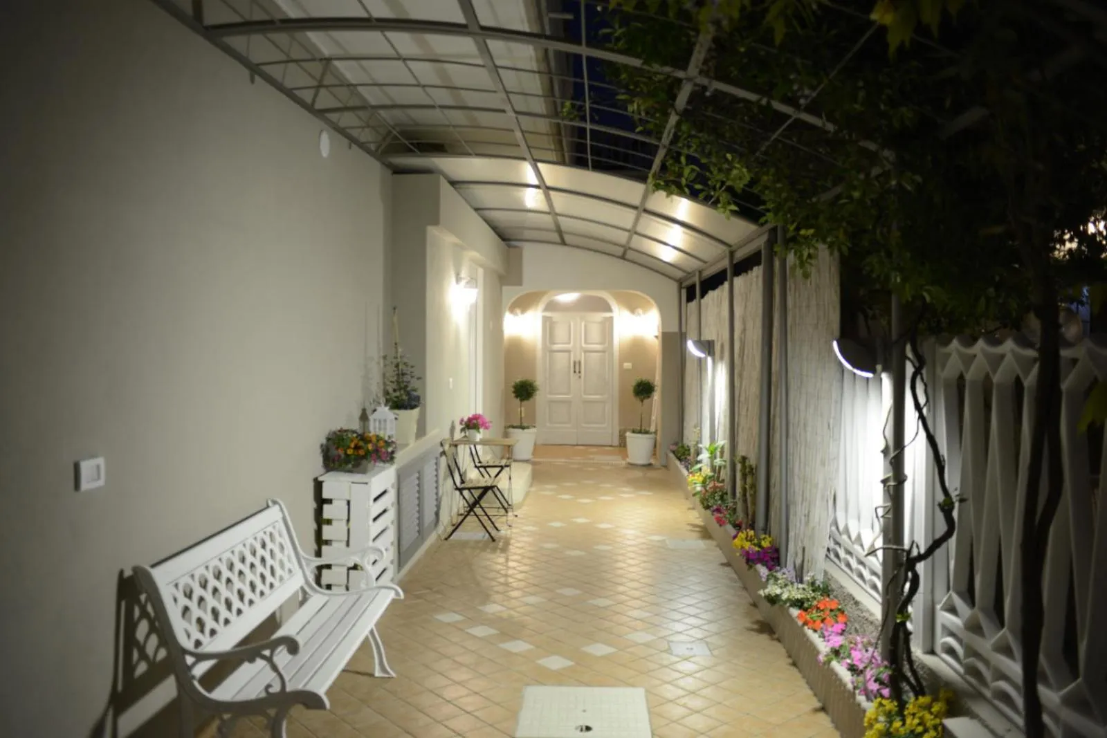 On site in Mediterranea Sea House