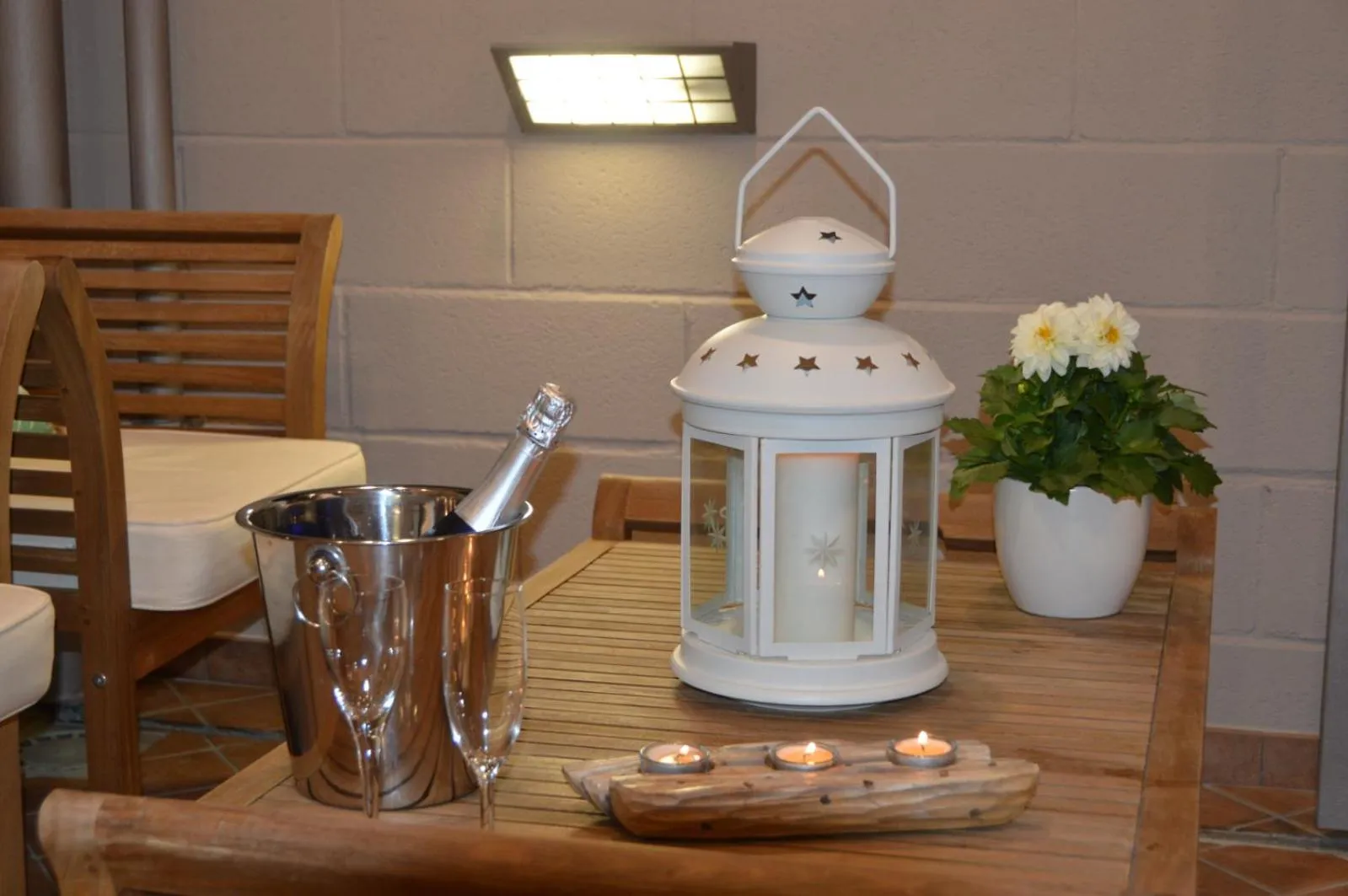 Other in Mediterranea Sea House