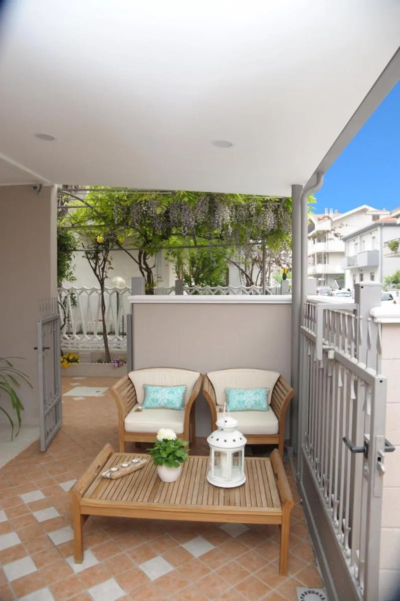 Decorative detail in Mediterranea Sea House