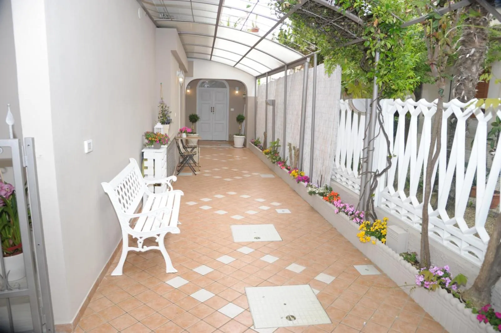 Decorative detail in Mediterranea Sea House