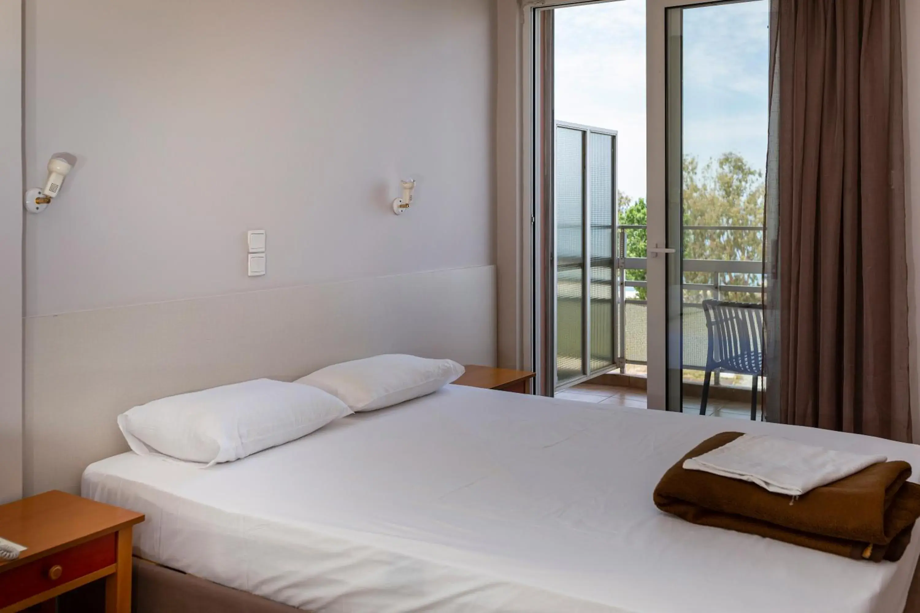 Double or Twin Room with View in Delfini Hotel Double or Twin Room with View in Delfini Hotel