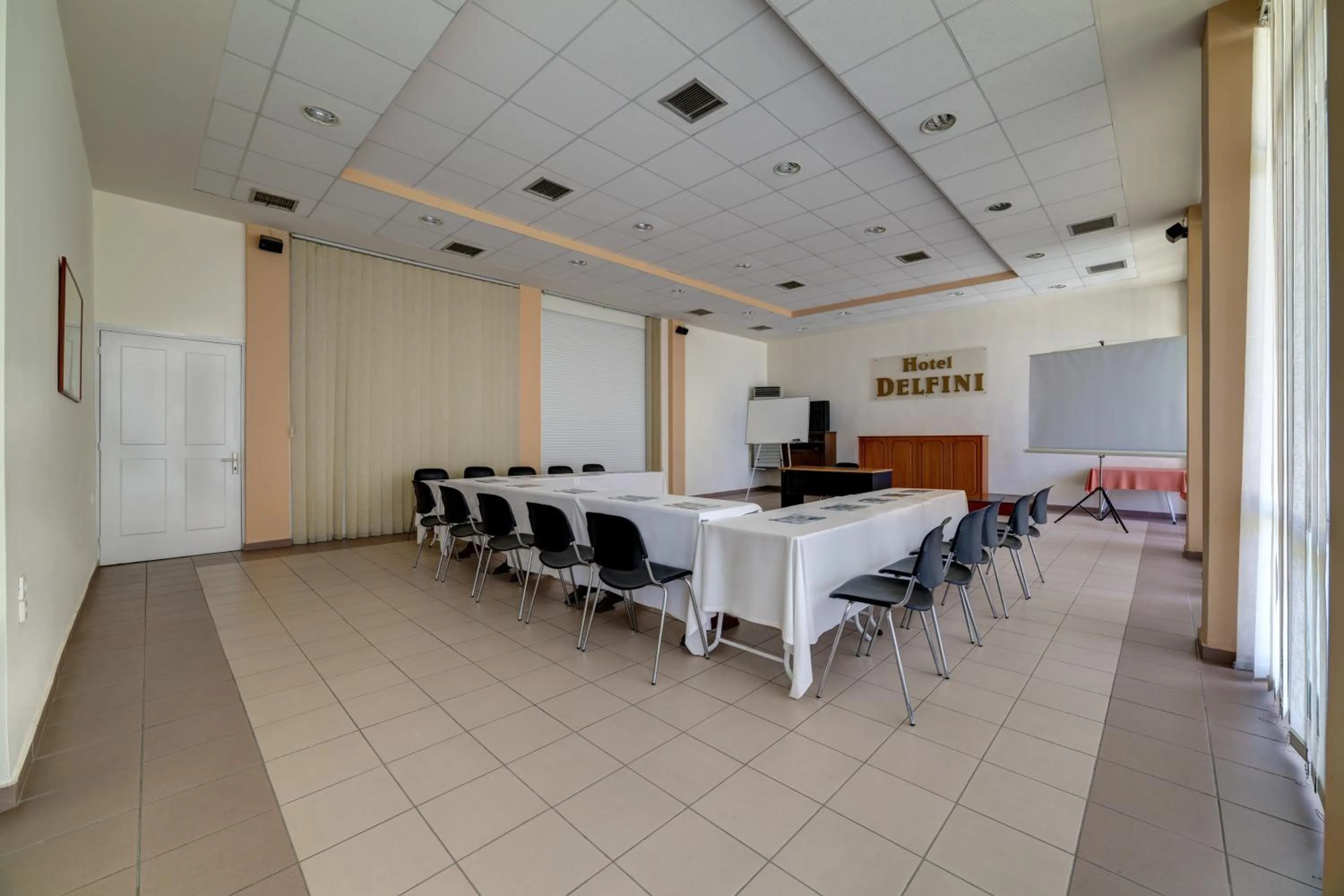 Meeting/conference room in Delfini Hotel