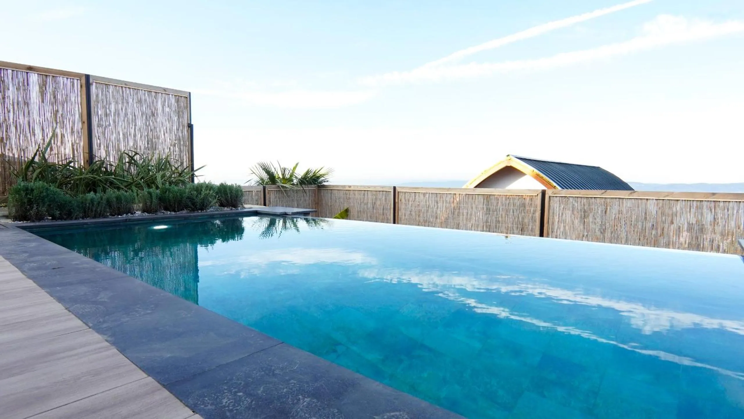Swimming pool in Exclusive Hill Sapanca