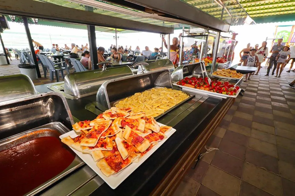 Restaurant/places to eat in Throne Beach Resort & Spa - Ultra All Inclusive