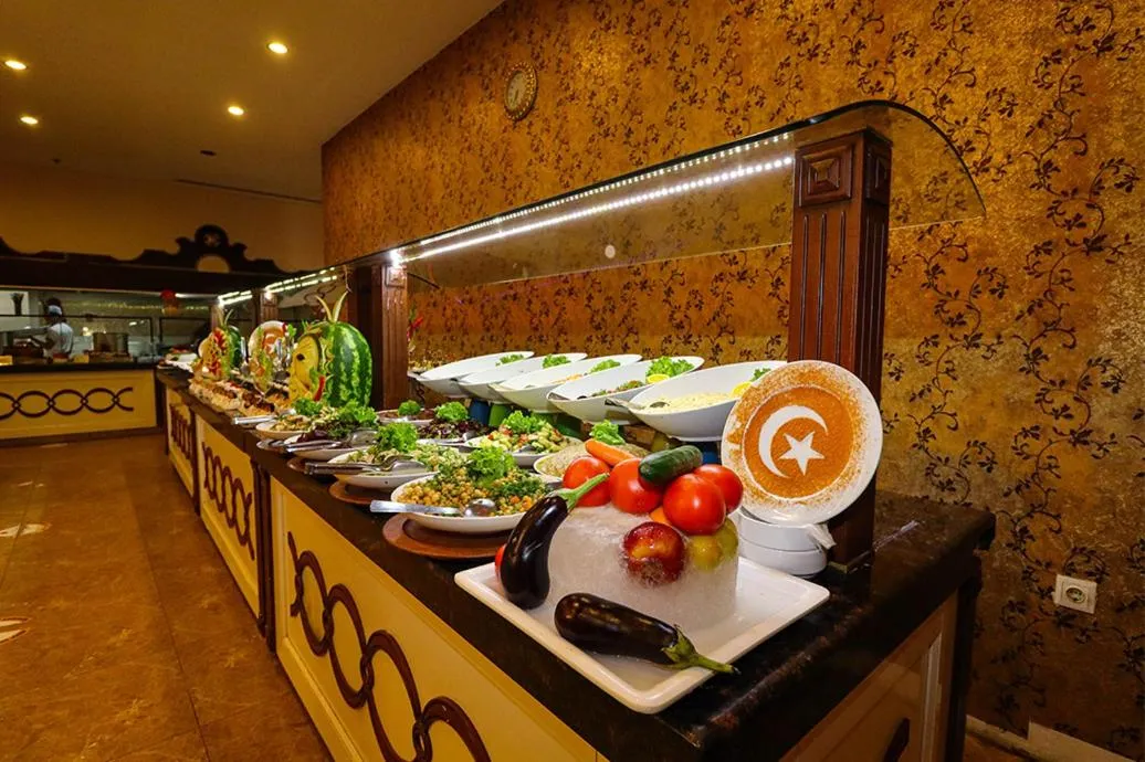 Restaurant/places to eat in Throne Beach Resort & Spa - Ultra All Inclusive