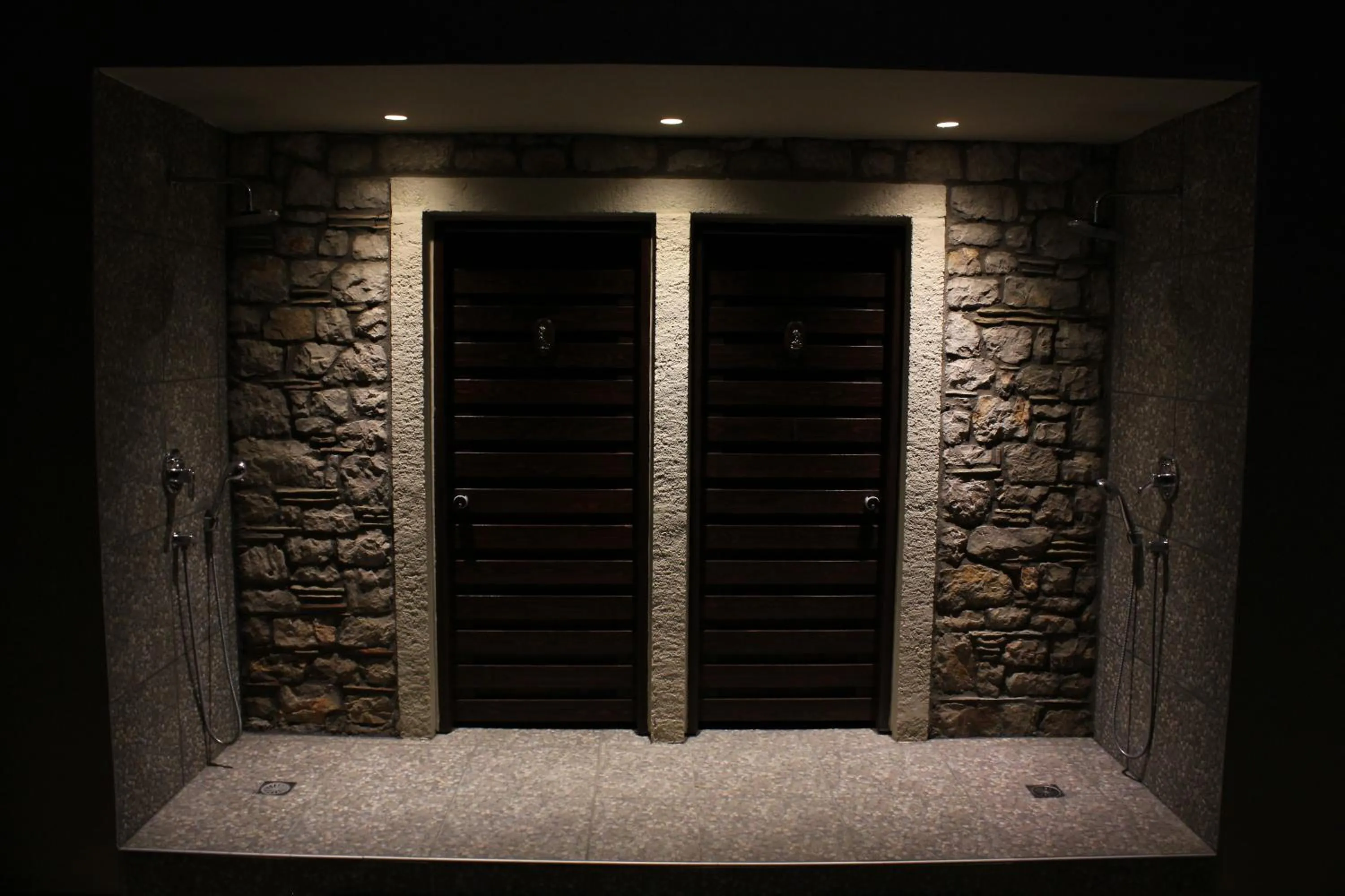 Shower in Niriides Luxury Villas