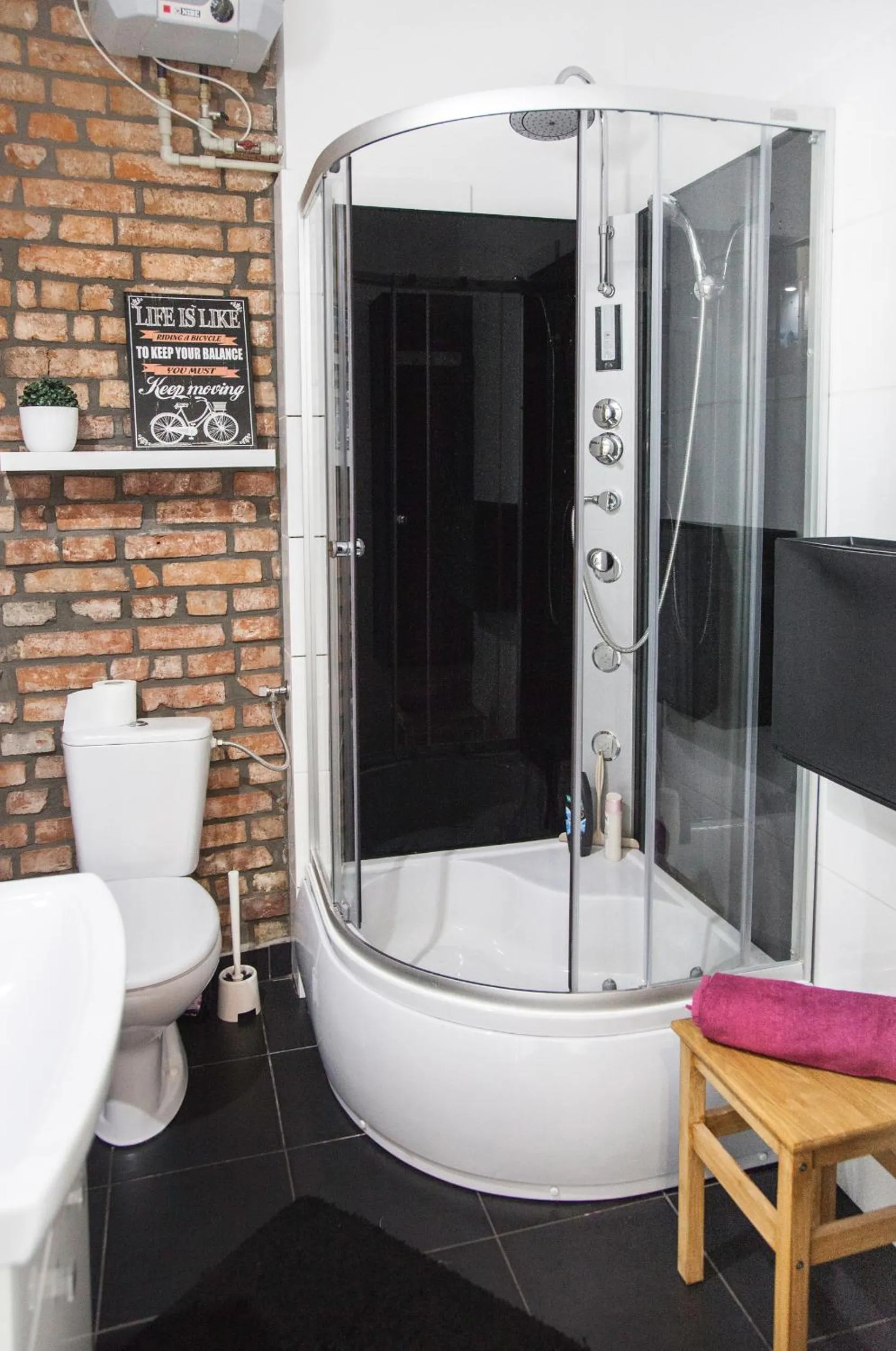 Property building in Loft Rooms - centrum - bezpłatny parking