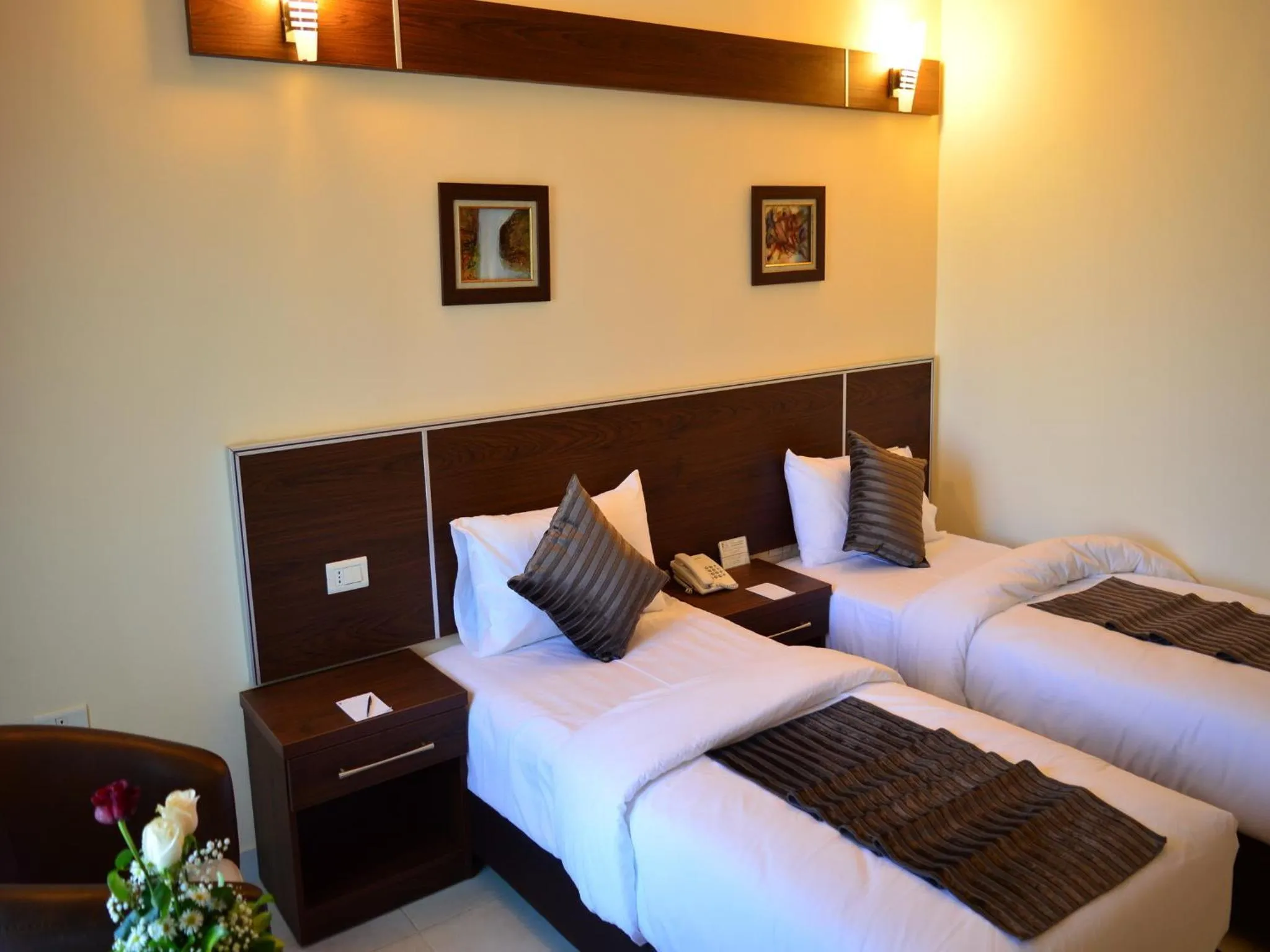 Bed in Ream Hotel Amman