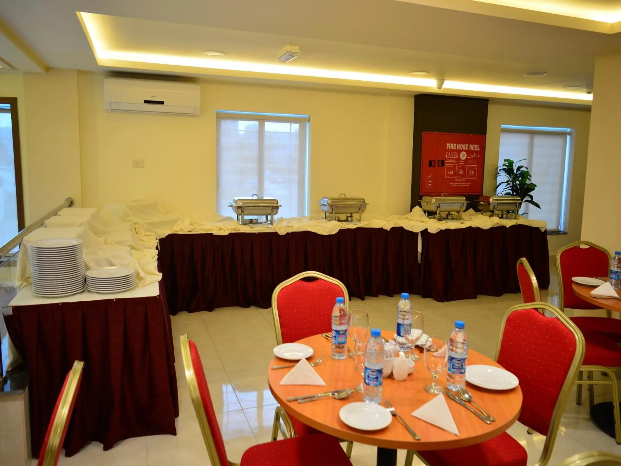 Restaurant/places to eat in Ream Hotel Amman