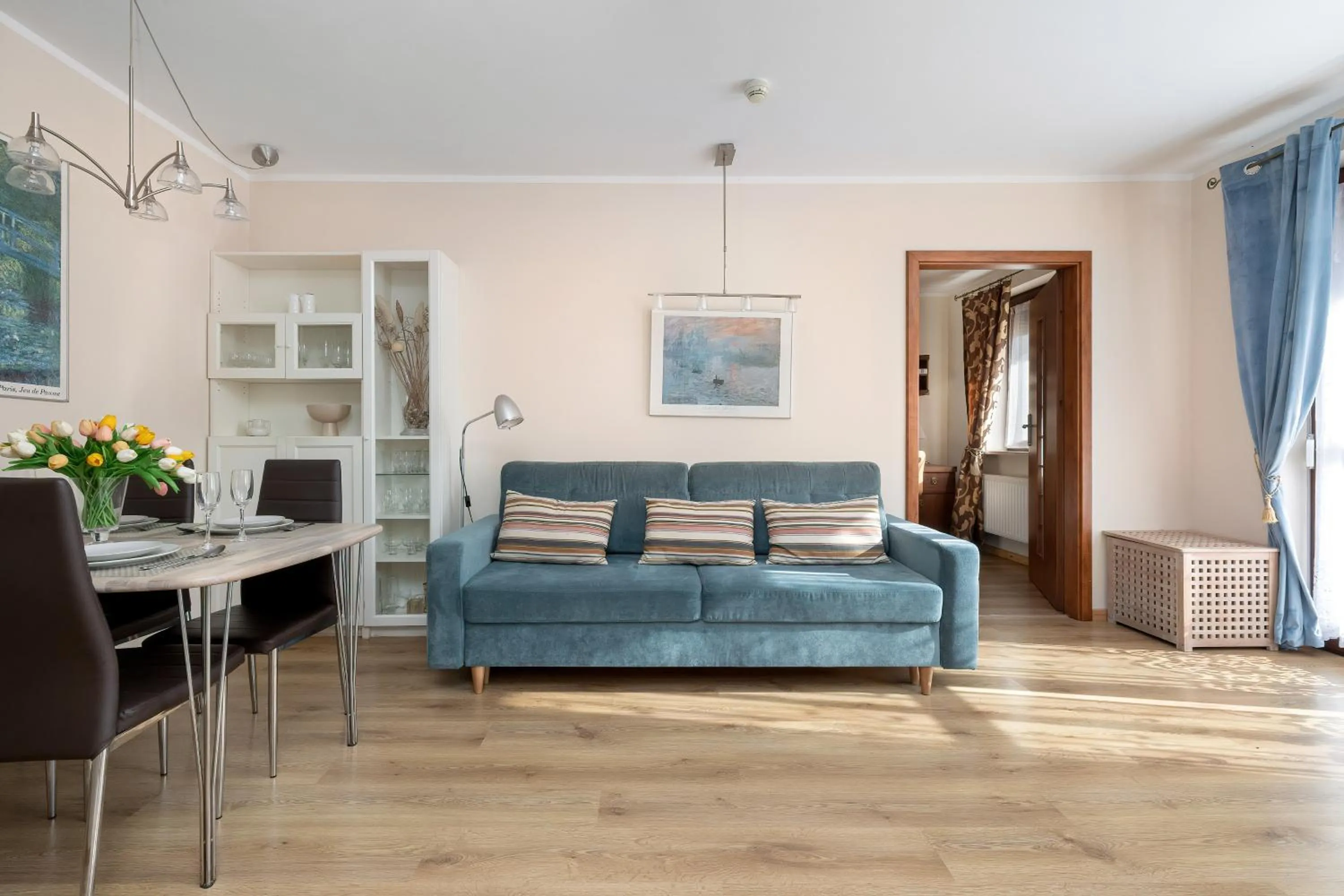 Living room in Apartamenty Żeromskiego 29 by Noclegi Renters