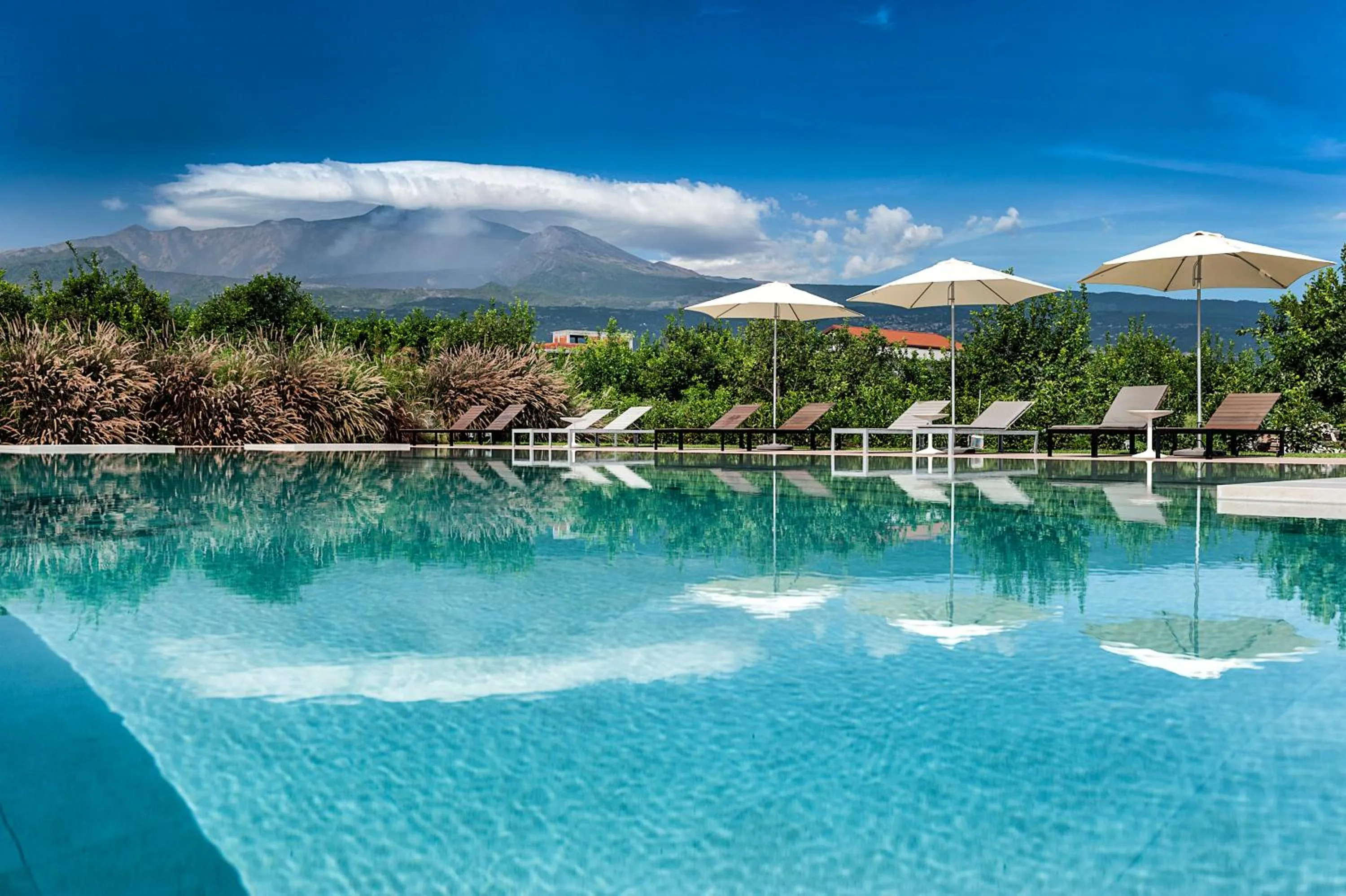 Swimming pool in Ramo d'Aria Etna Boutique Hotel