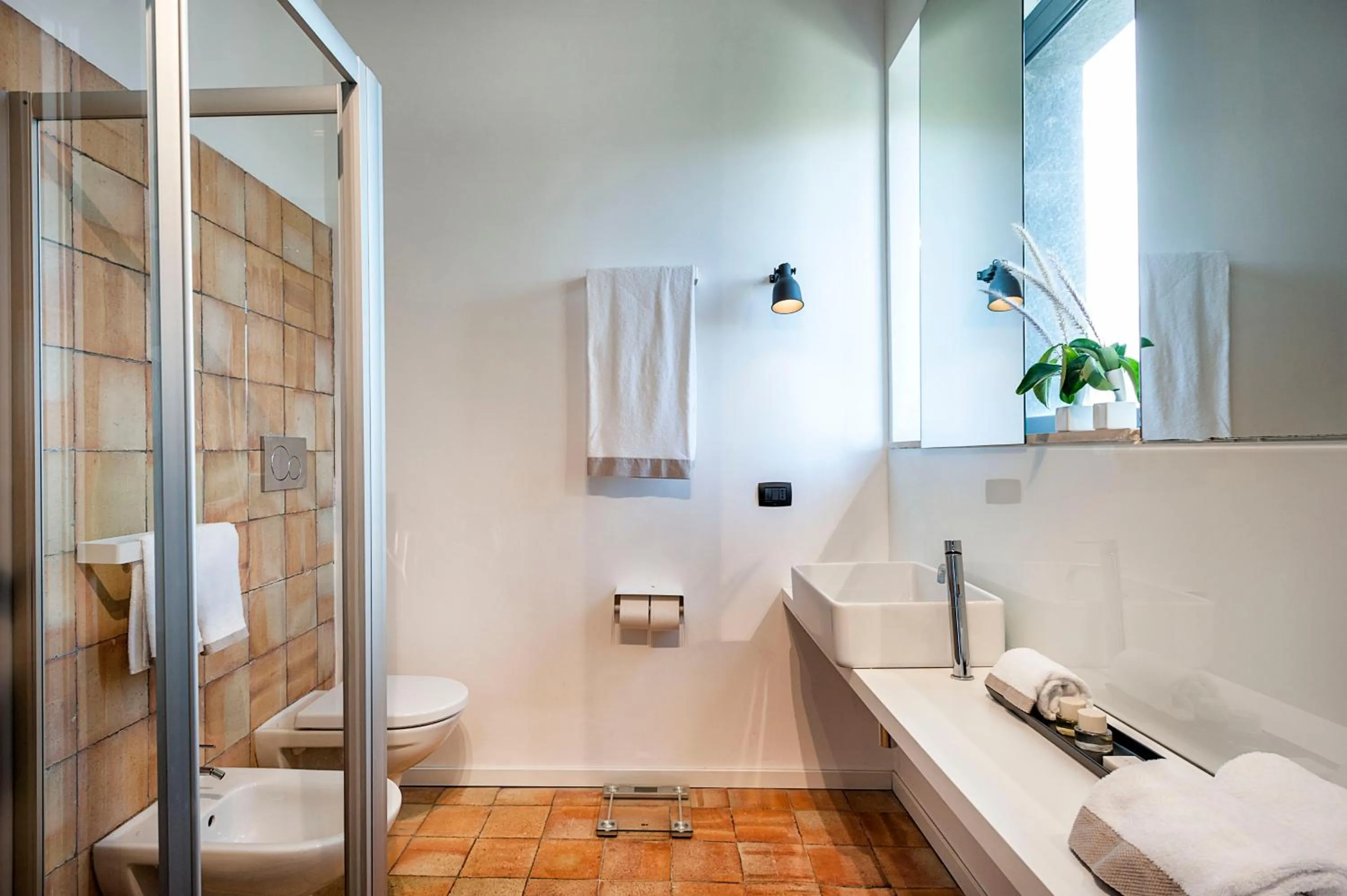 Bathroom in Ramo d'Aria Etna Boutique Hotel
